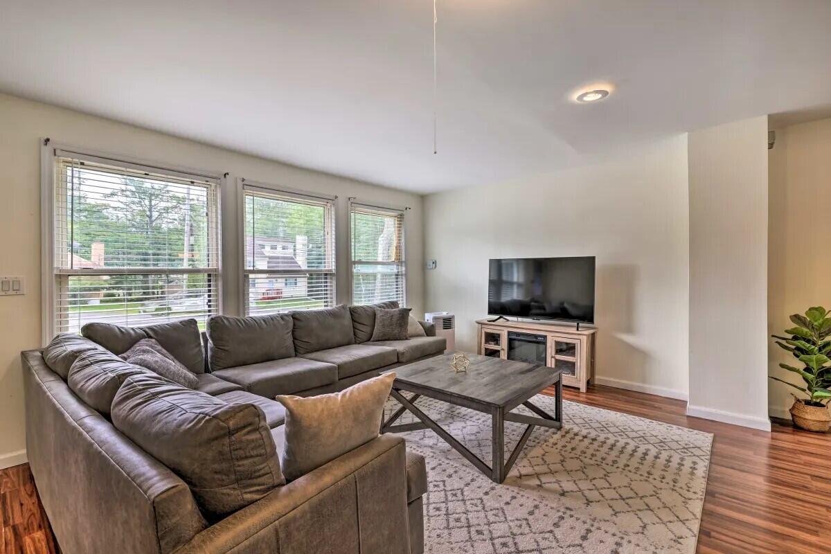 542 Country Place Drive