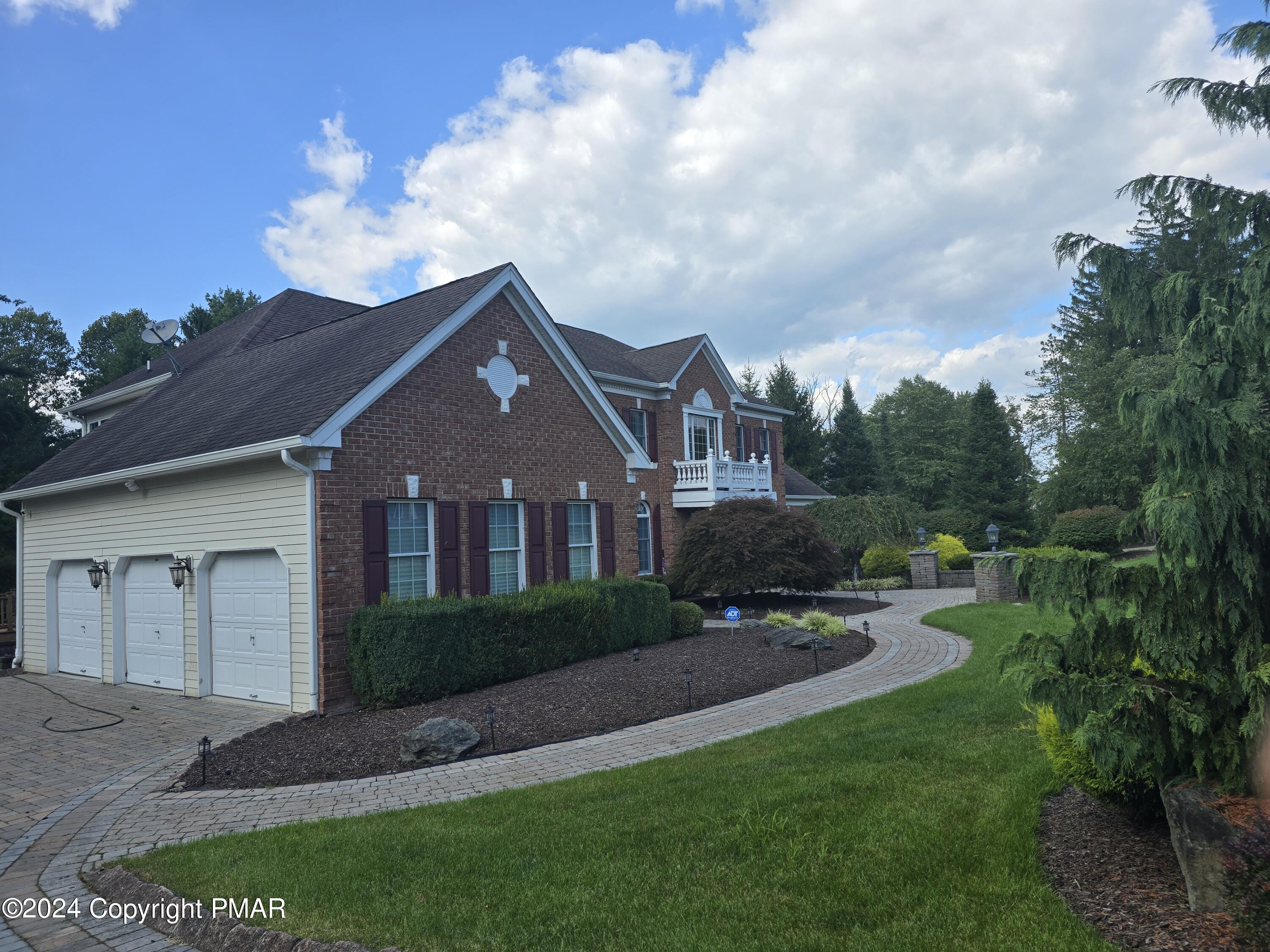 165 Rising Meadow Way, East Stroudsburg, Pennsylvania image 2