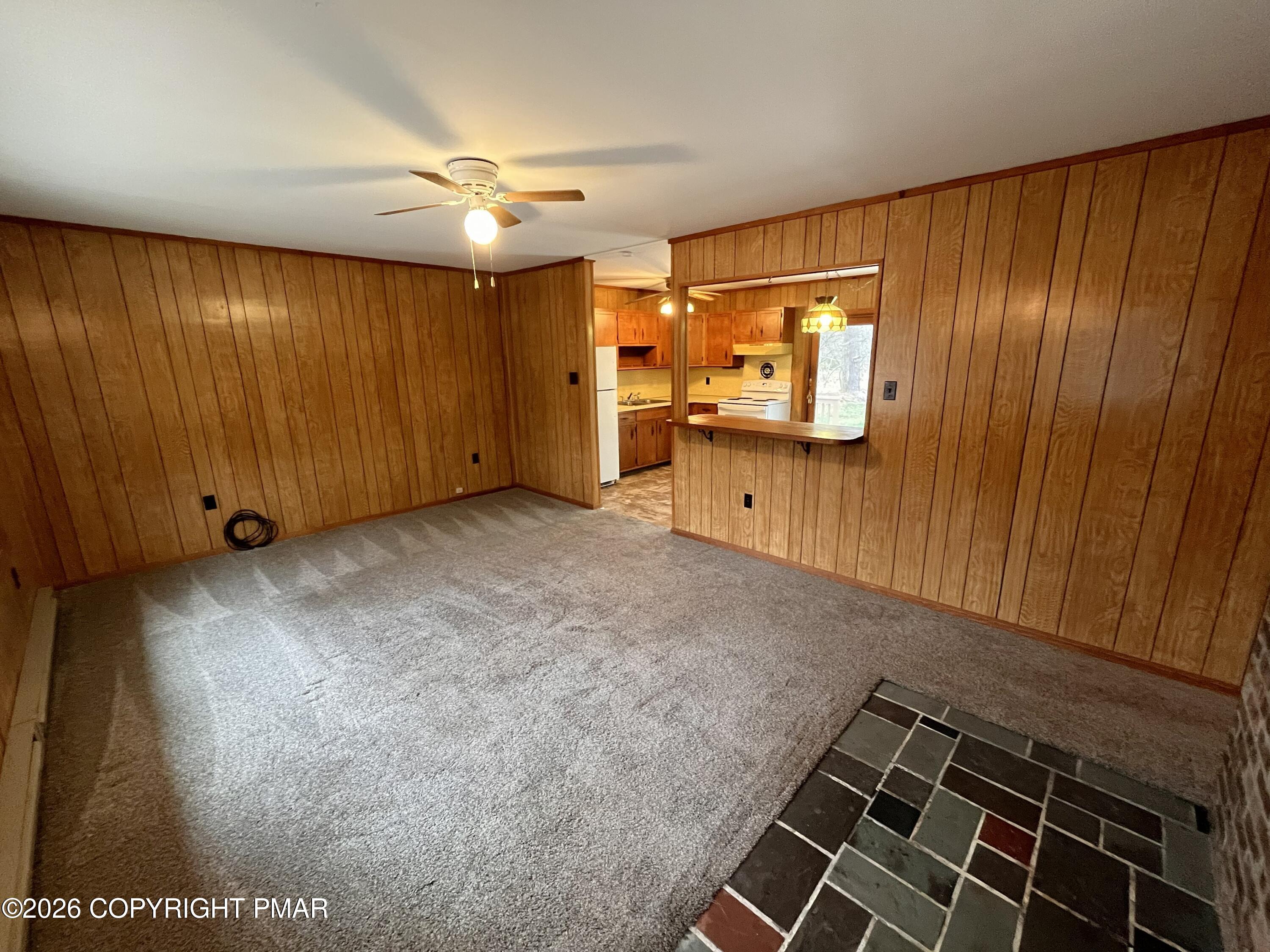 216 Towmensing Trail