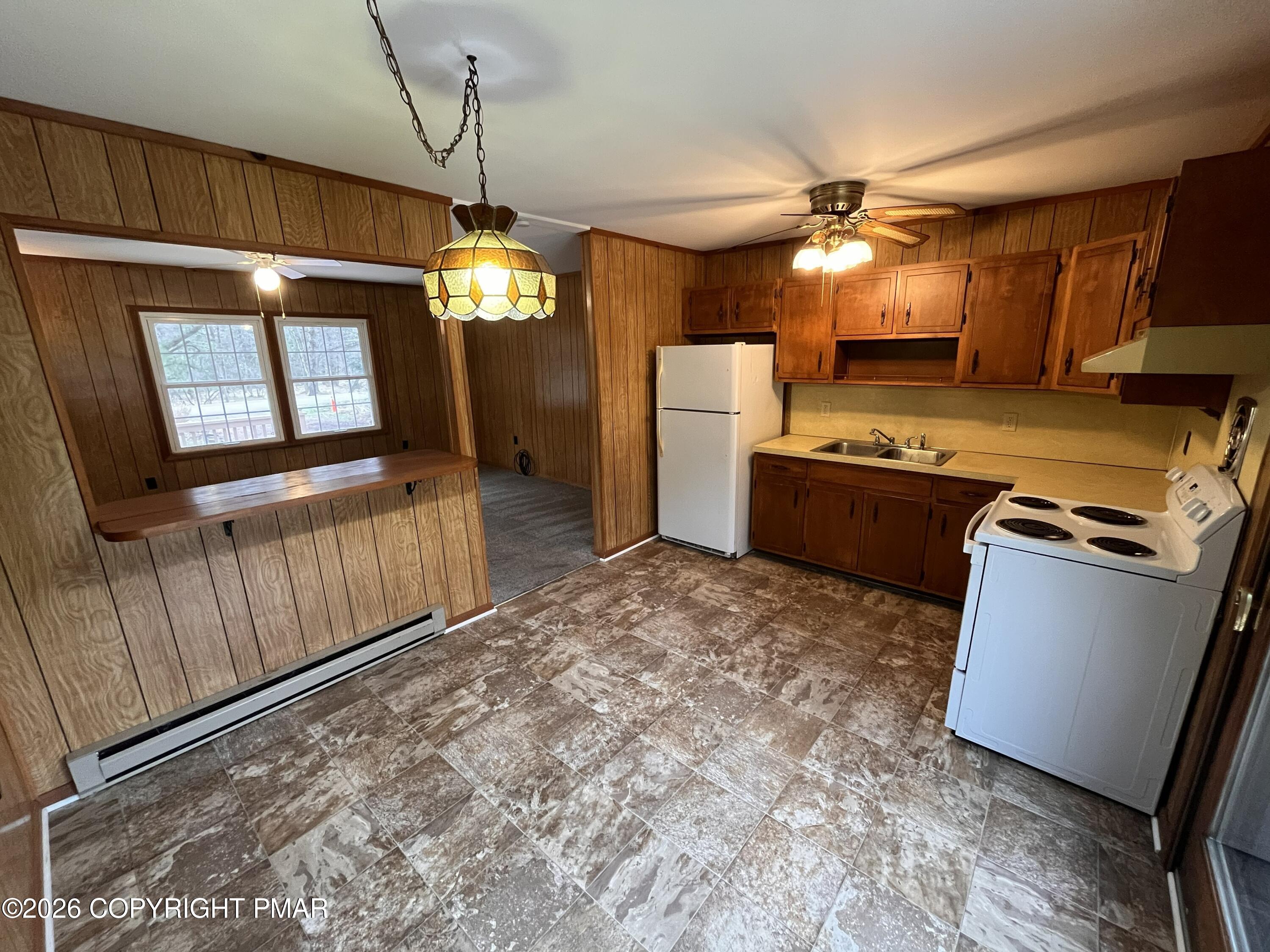 216 Towmensing Trail