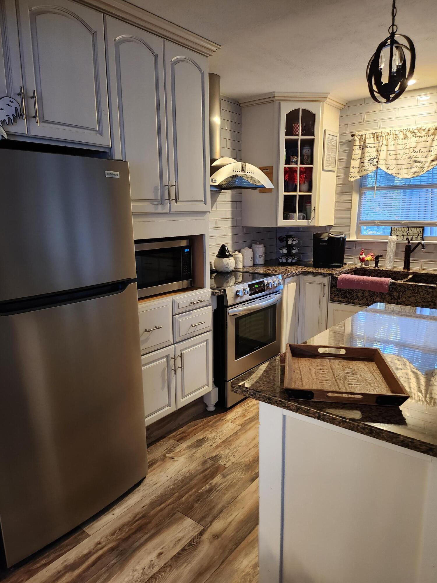 3118 Ogontz Drive, Pocono Lake, Pennsylvania image 2