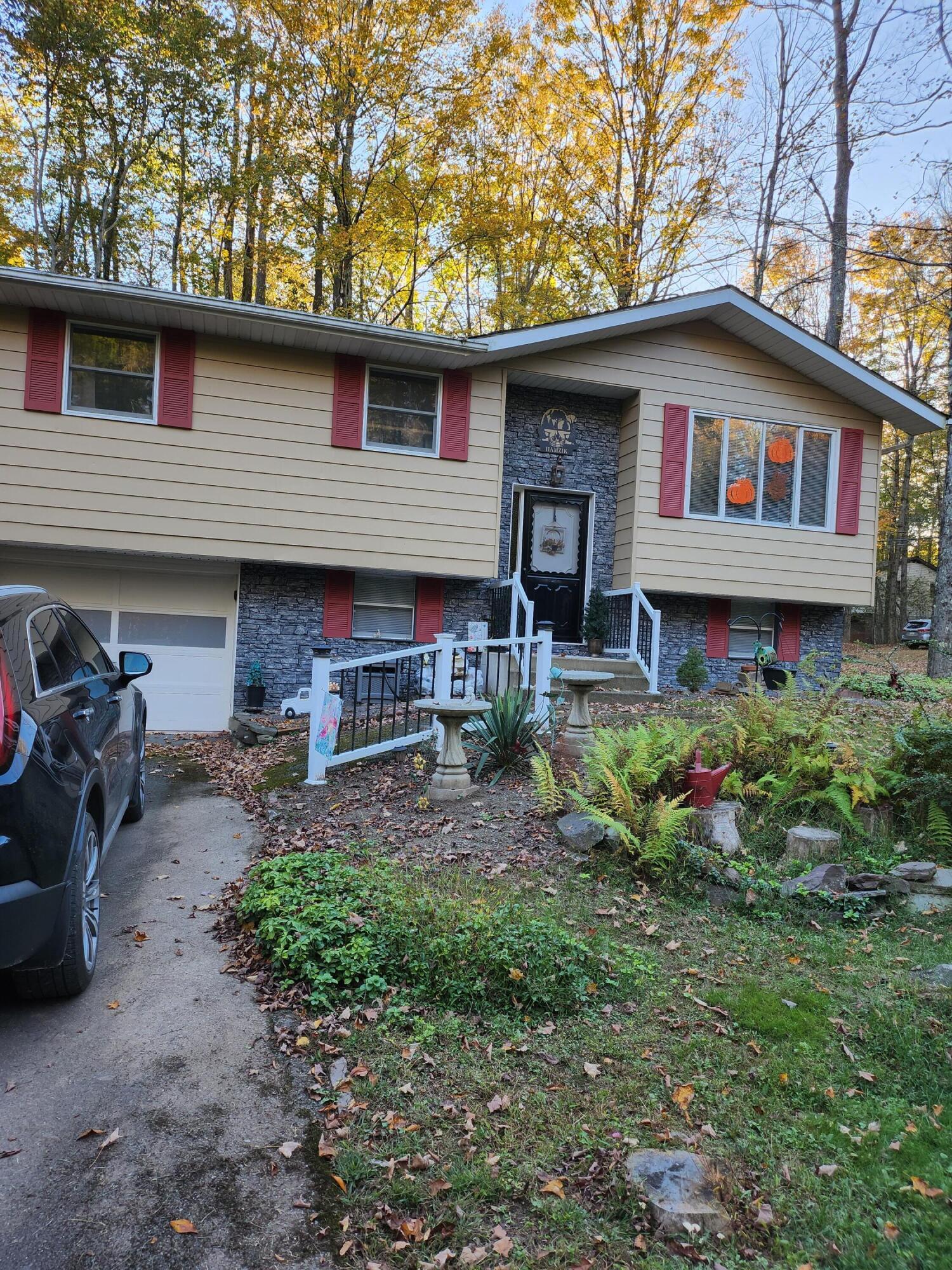 3118 Ogontz Drive, Pocono Lake, Pennsylvania image 1