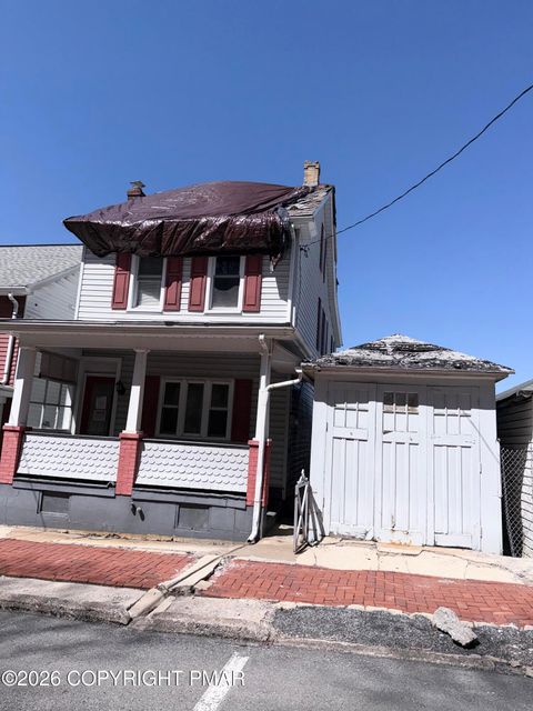 Homes For Sale - 523 E Abbott Street<br/> Lansford, PA 18232