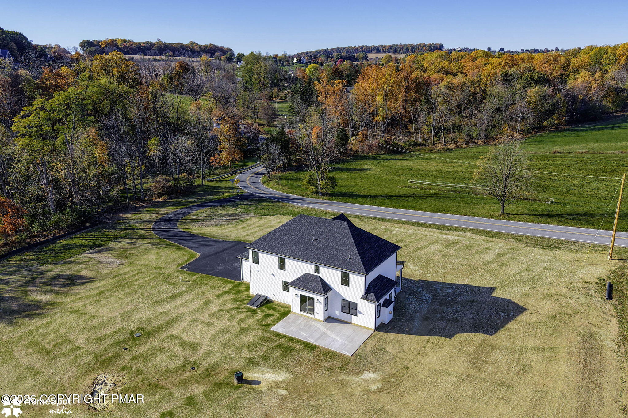 2805 Whitetail Deer Drive
