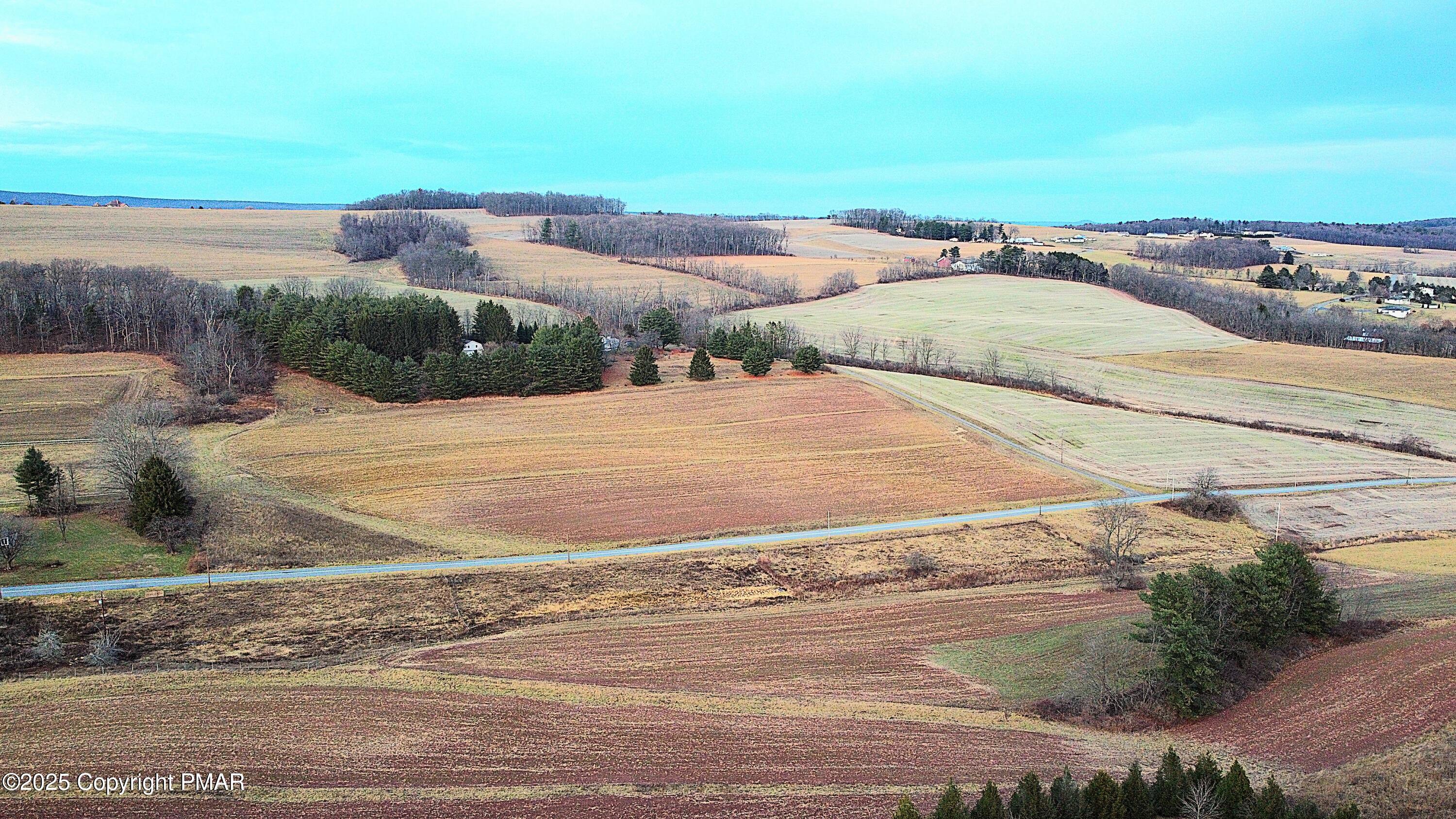 Eagle View Drive, New Ringgold, Pennsylvania image 3