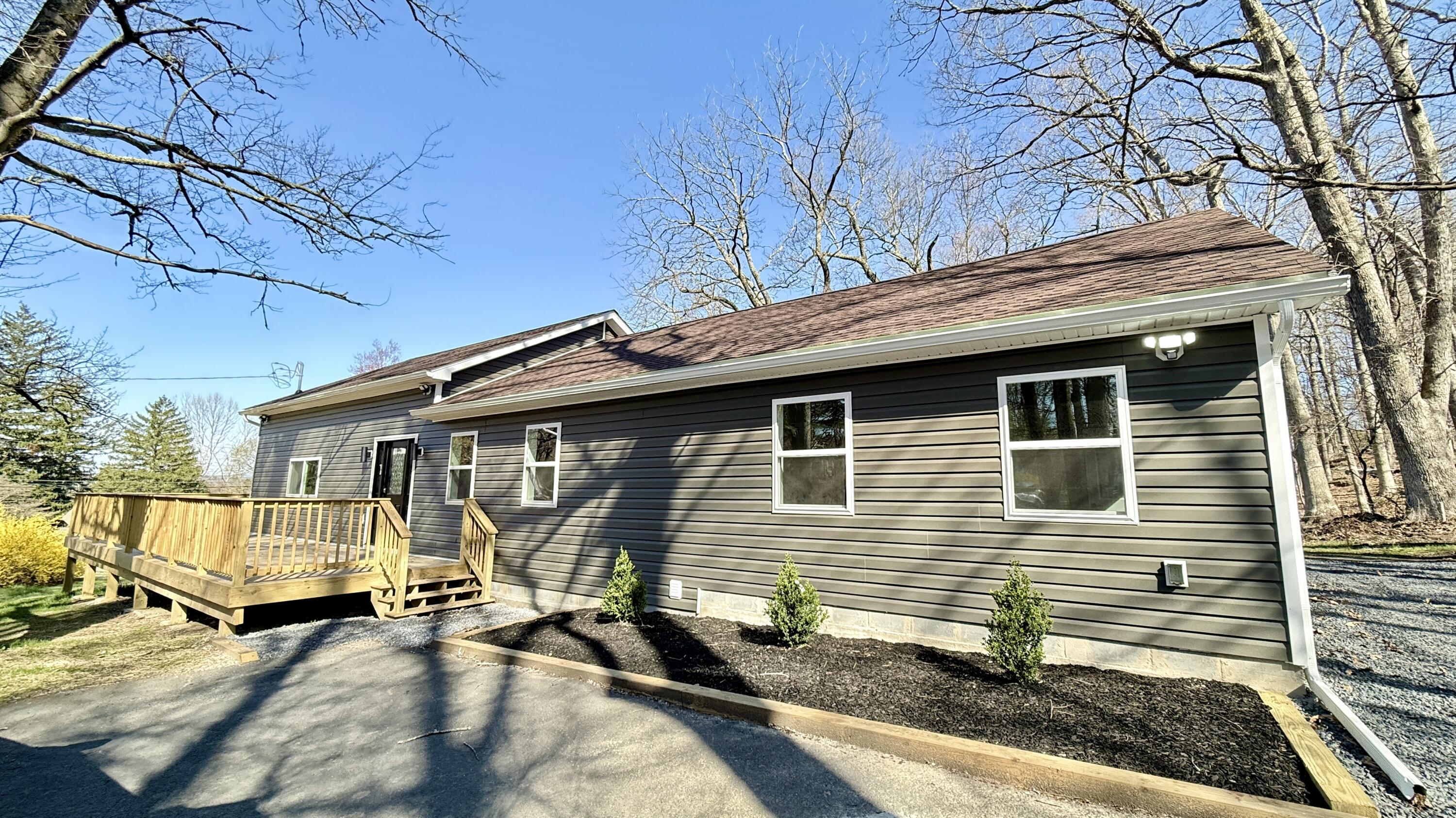 111 Independence Road, East Stroudsburg, Pennsylvania image 2