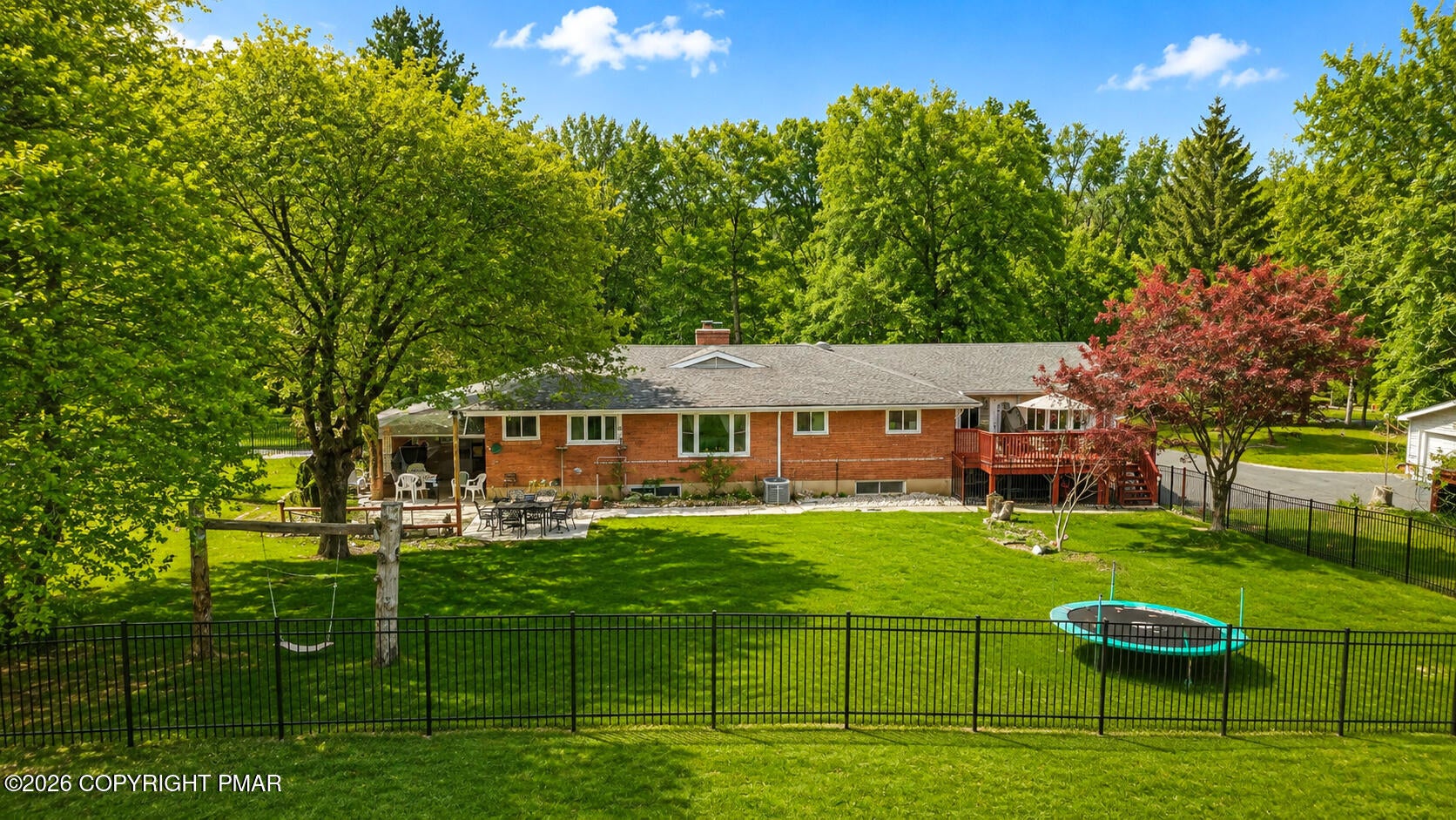1042 Neffs Laurys Road