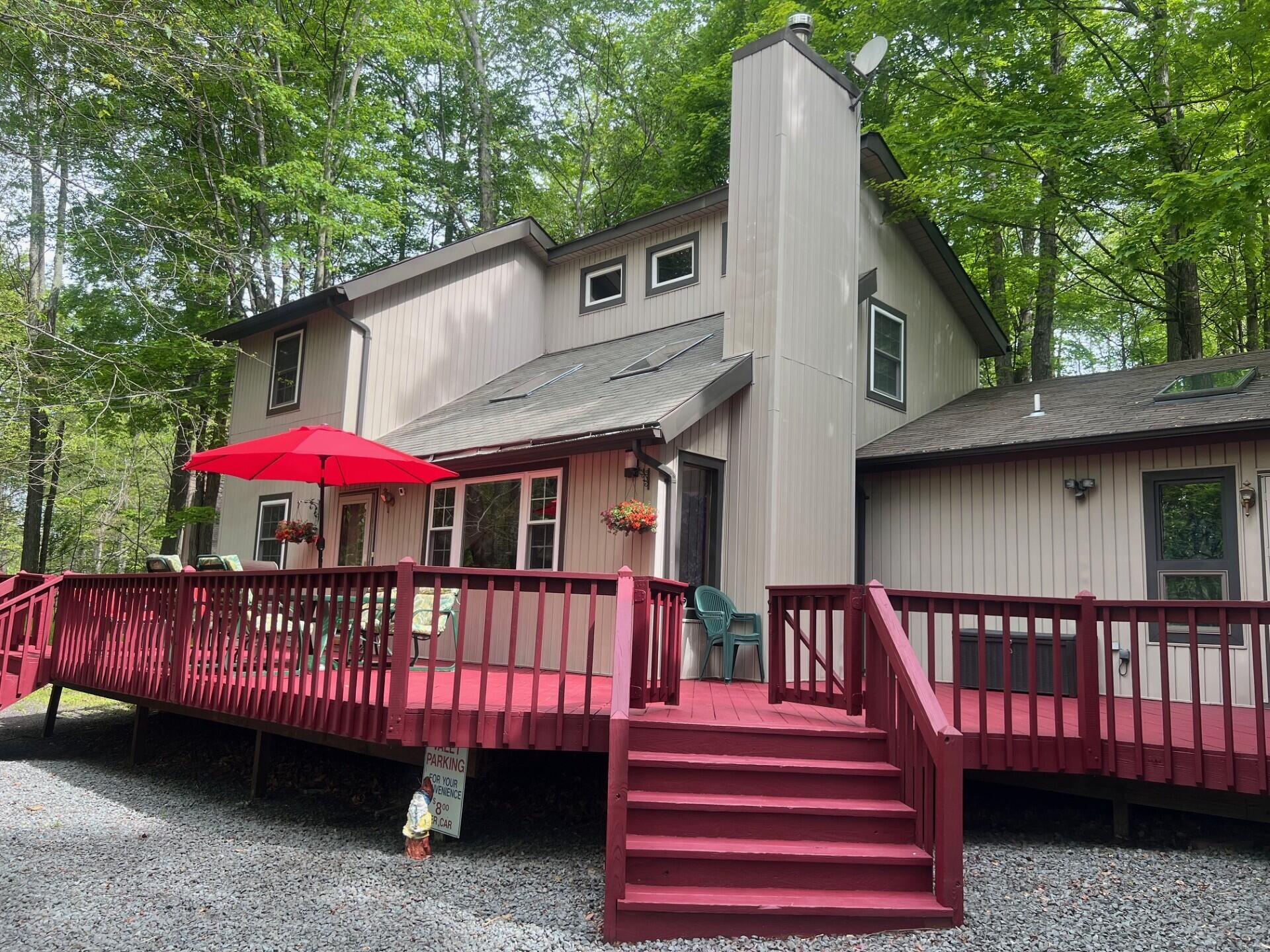 223 Outer Drive, Pocono Lake, Pennsylvania image 2