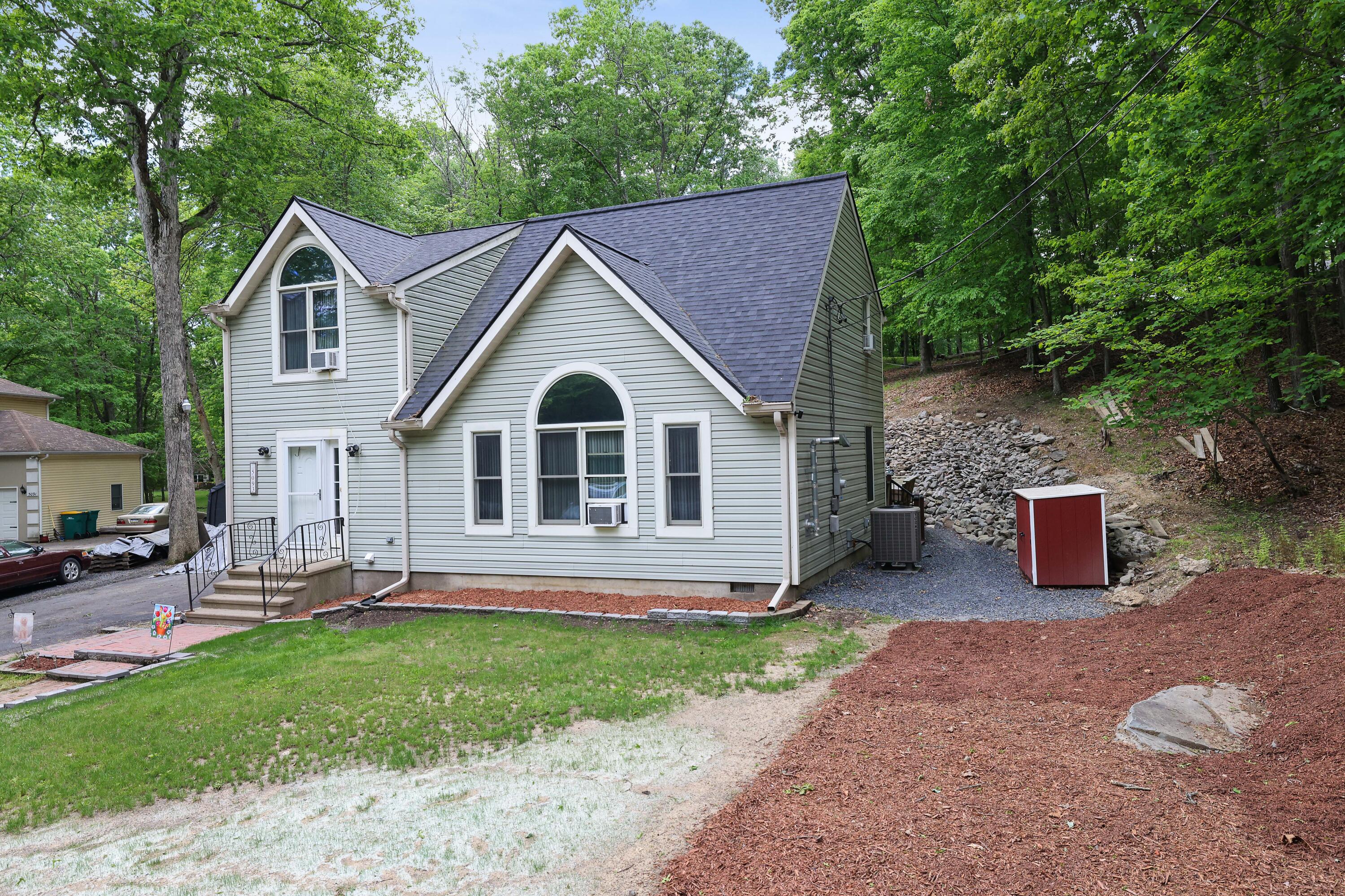 5093 Yukon Drive, East Stroudsburg, Pennsylvania image 1