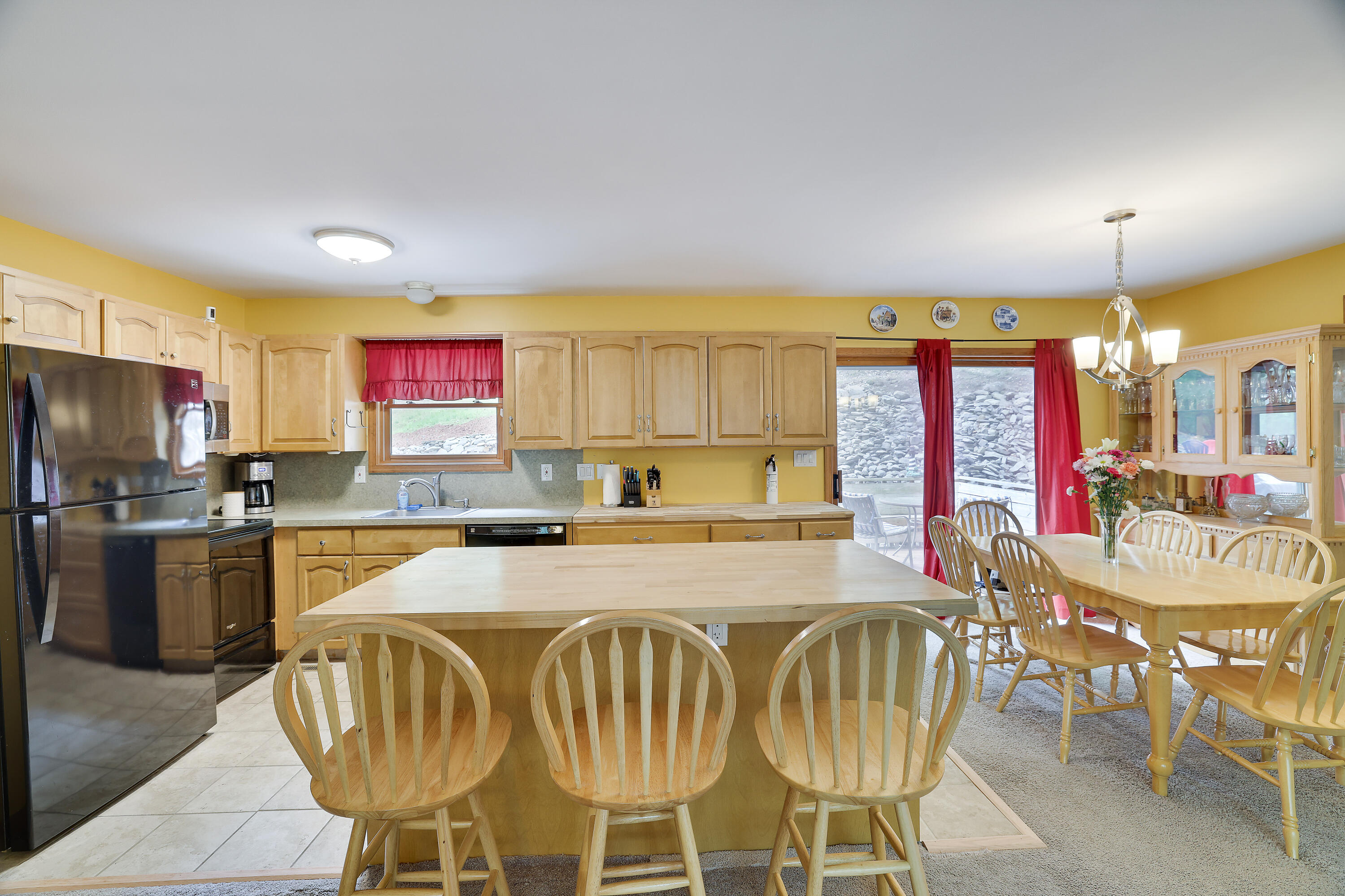 5093 Yukon Drive, East Stroudsburg, Pennsylvania image 5