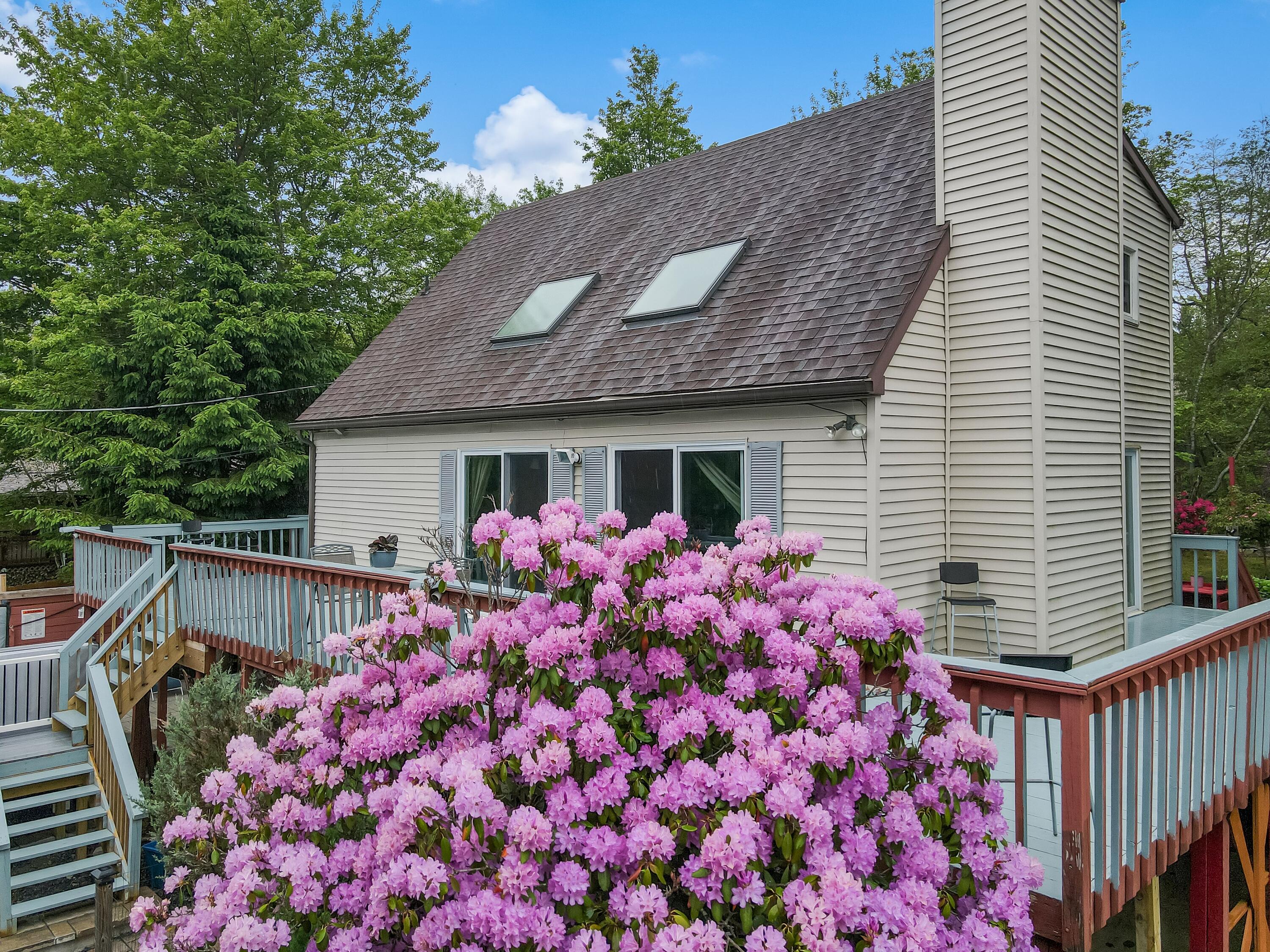 1651 Glade Drive, Long Pond, Pennsylvania image 1