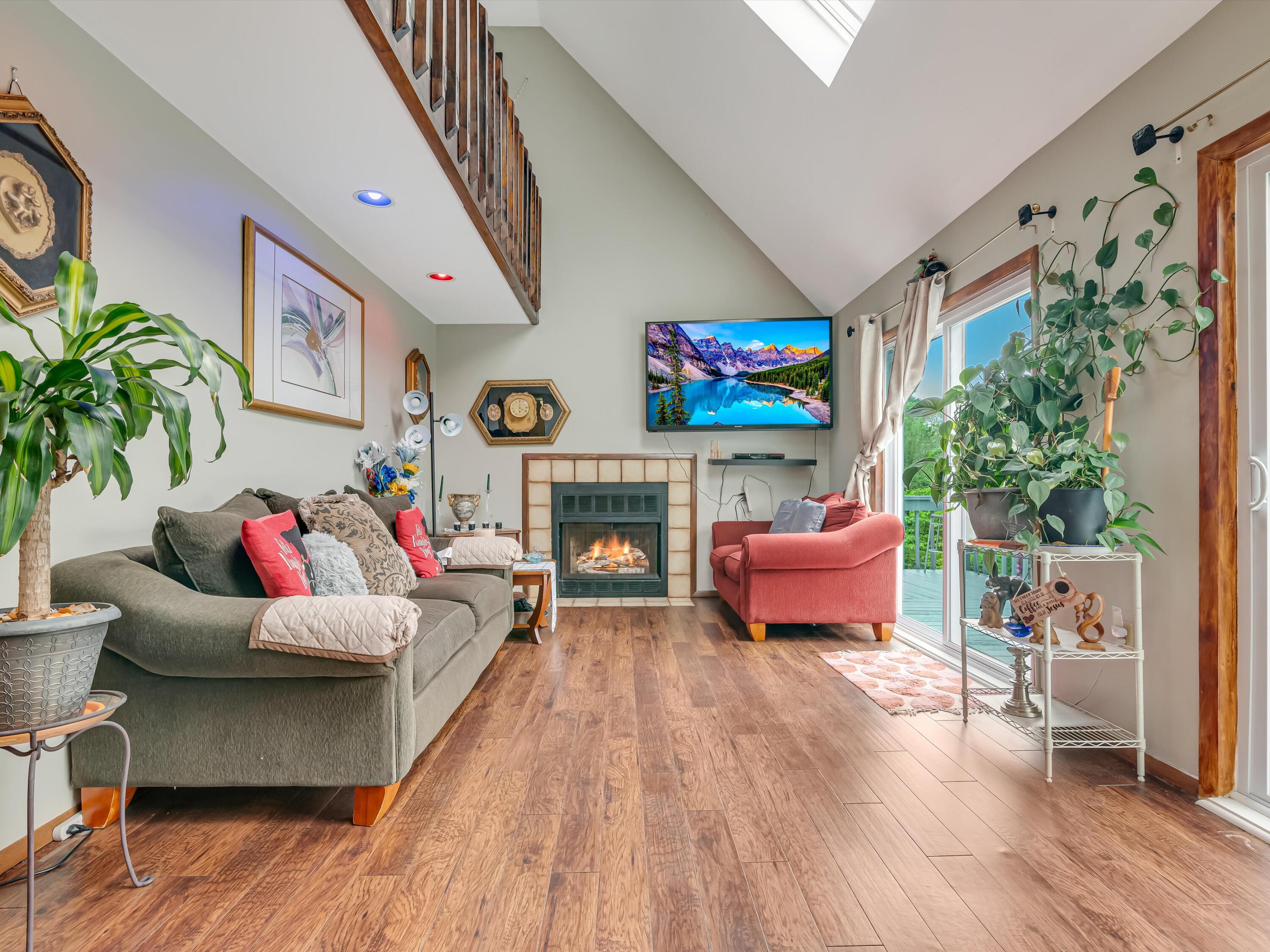 1651 Glade Drive, Long Pond, Pennsylvania image 17
