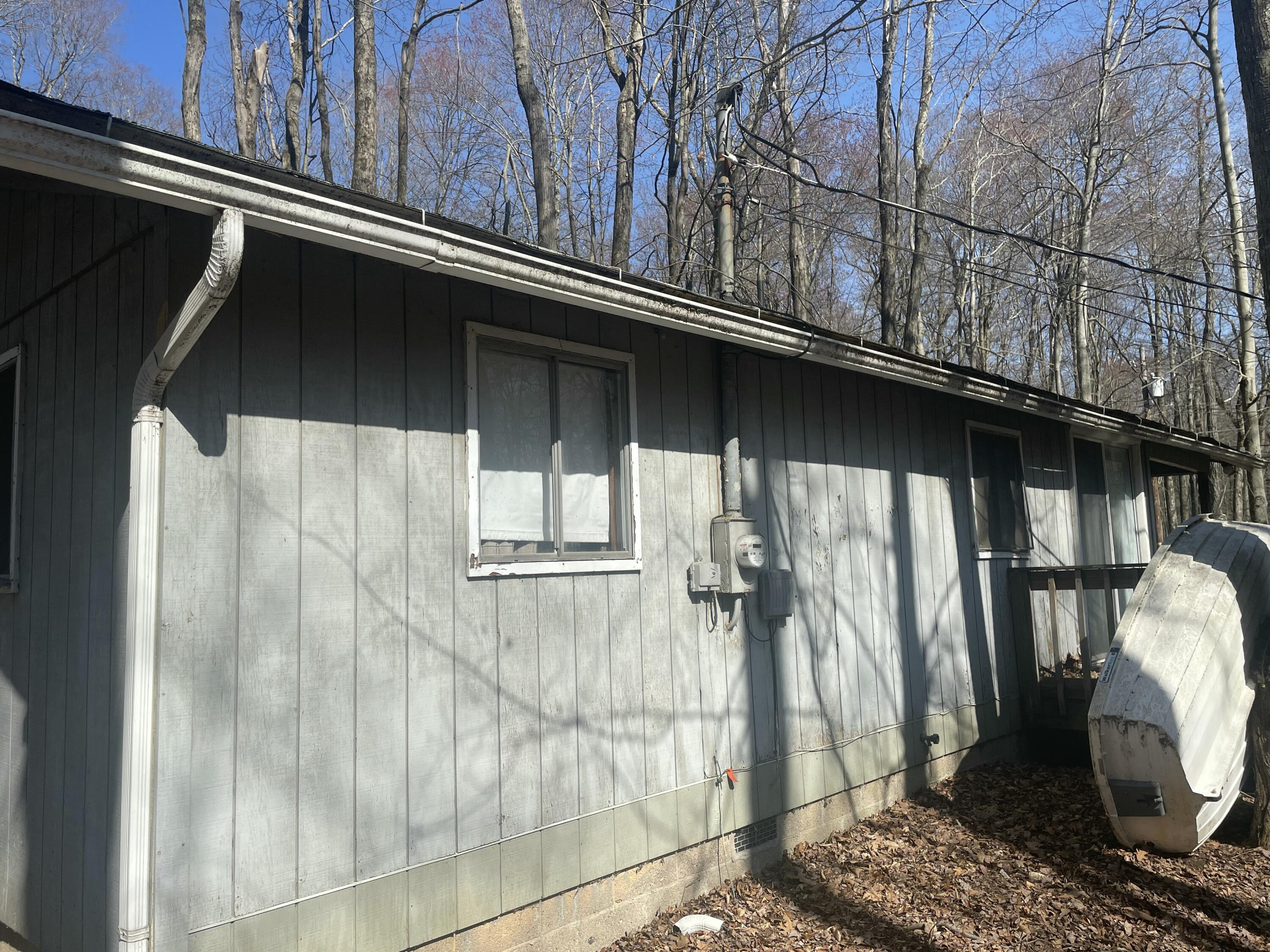 117 Tommys Lane Ln, Pocono Lake, Pennsylvania image 3