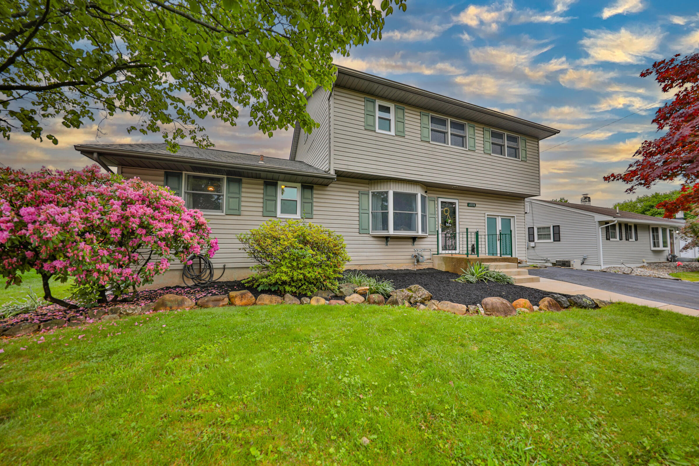 4338 Winfield Terrace, Easton, Pennsylvania image 1