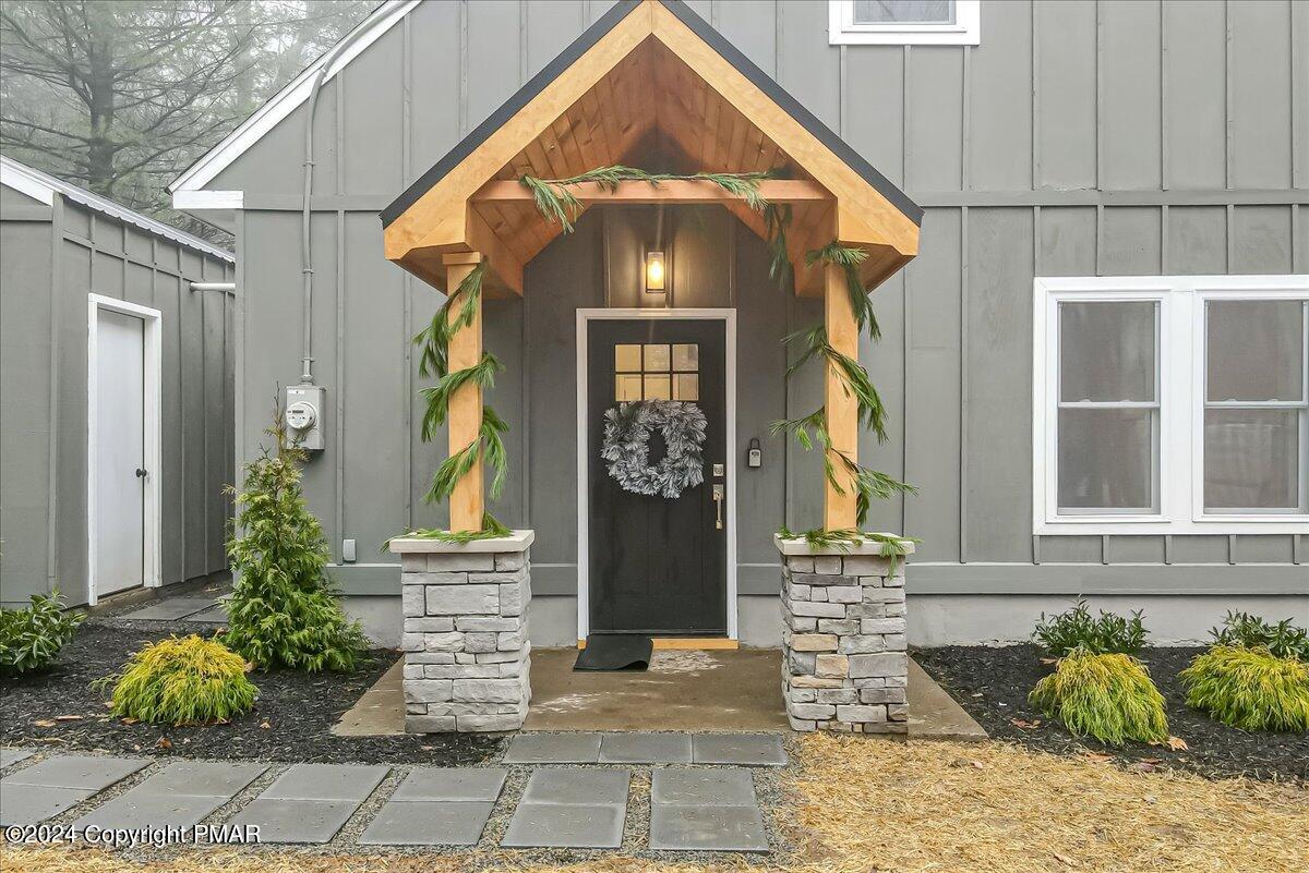 1563 Sullivan Trail, Tannersville, Pennsylvania image 13