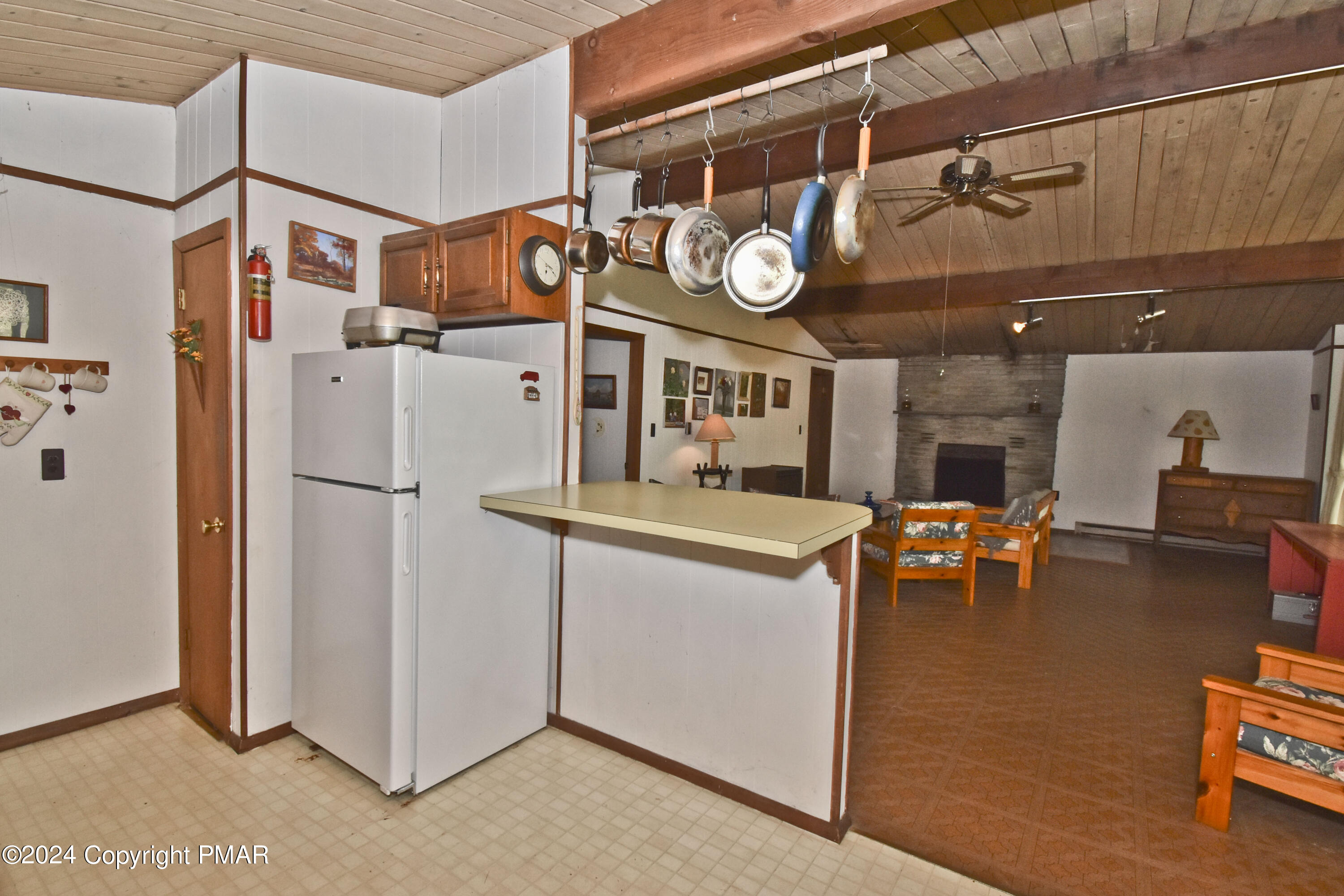 541 Hummingbird Court, Bushkill, Pennsylvania image 14