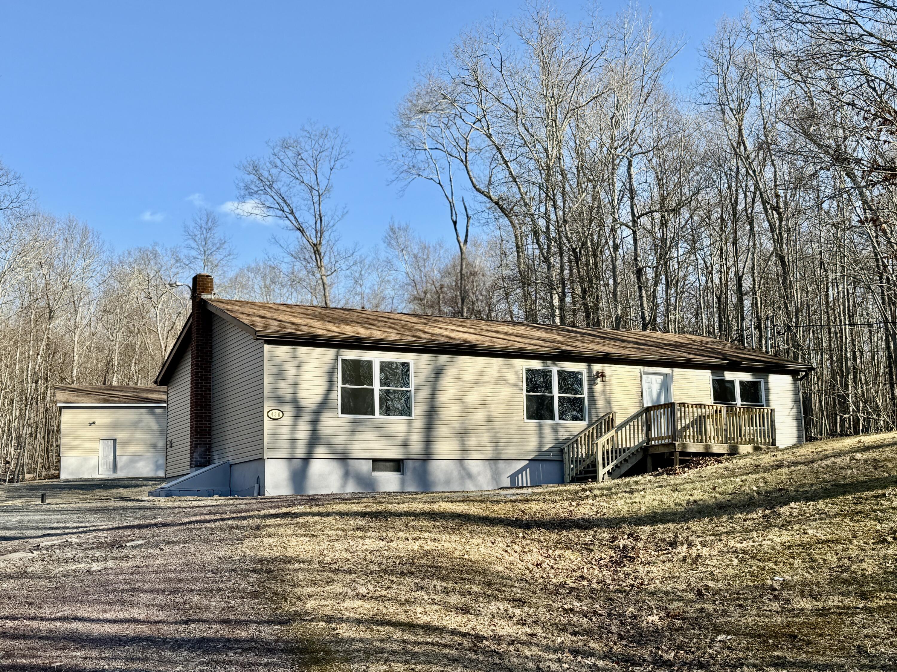 430 Rose Marie Lane, East Stroudsburg, Pennsylvania image 1