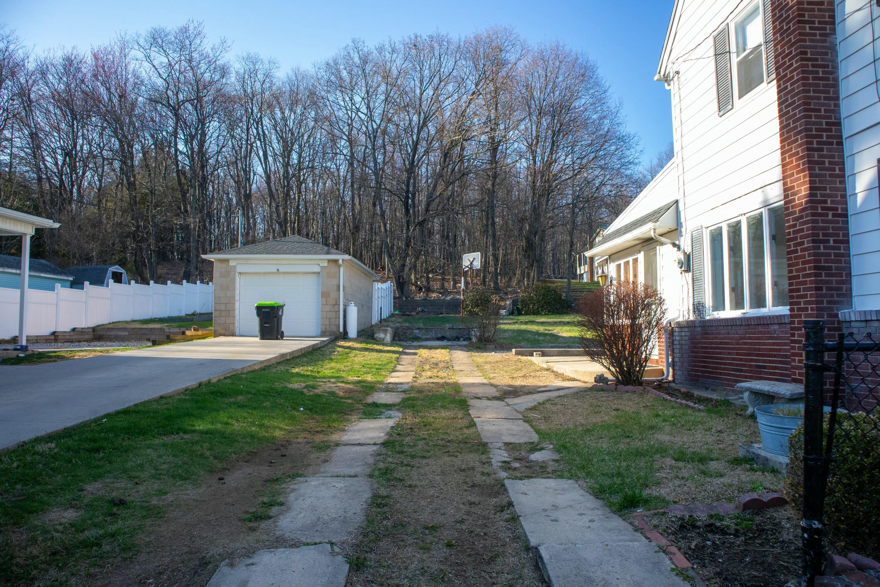 167 Weston Place, Shenandoah, Pennsylvania image 3