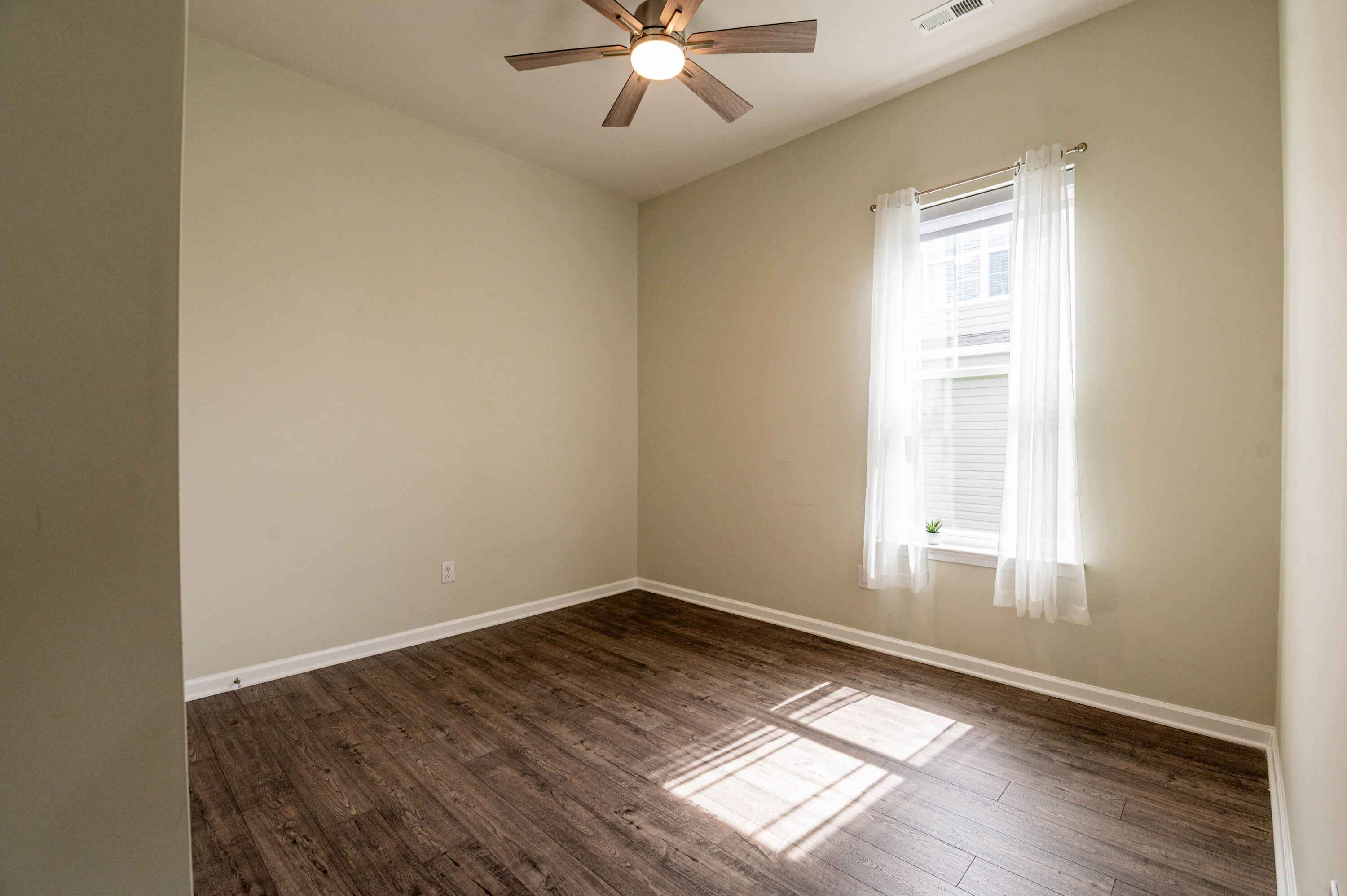 8044 Keystone Drive, Breinigsville, Pennsylvania image 10