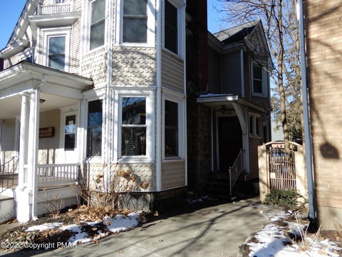 Homes For Rent - 908 Main Street #2ND FLOOR<br/> Monroe County, Stroudsburg, PA 18360