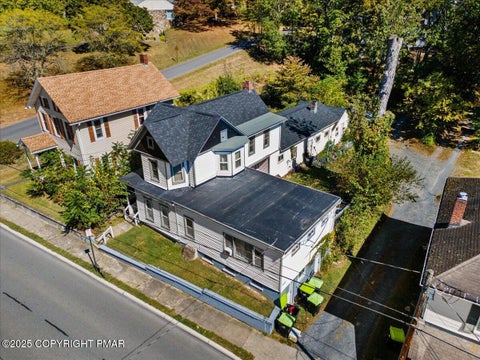 Multifamily For Sale - 412 N 8th Street<br/> Stroudsburg, PA 18360