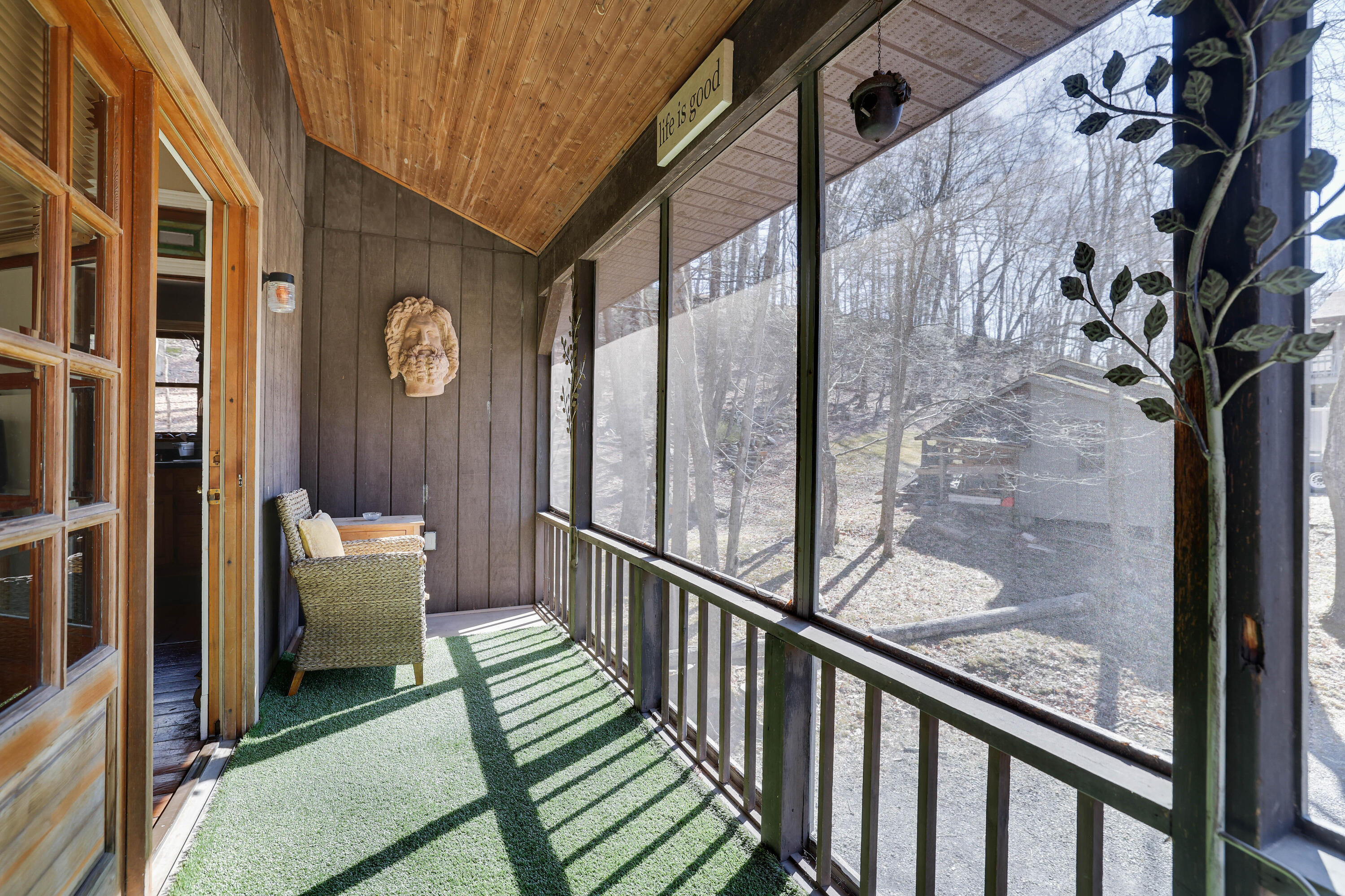 927 Hickory Valley Road, Stroudsburg, Pennsylvania image 49