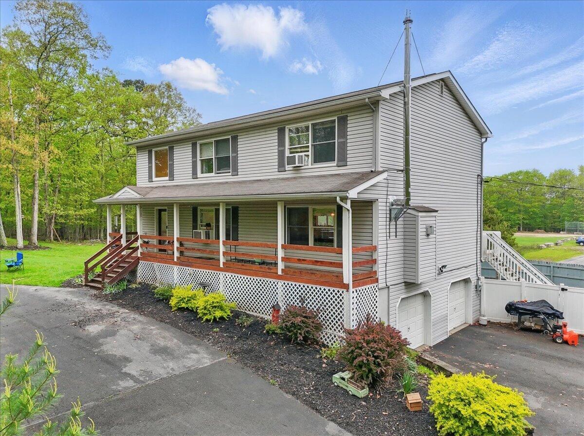 186 Stateway Drive, Milford, Pennsylvania image 1