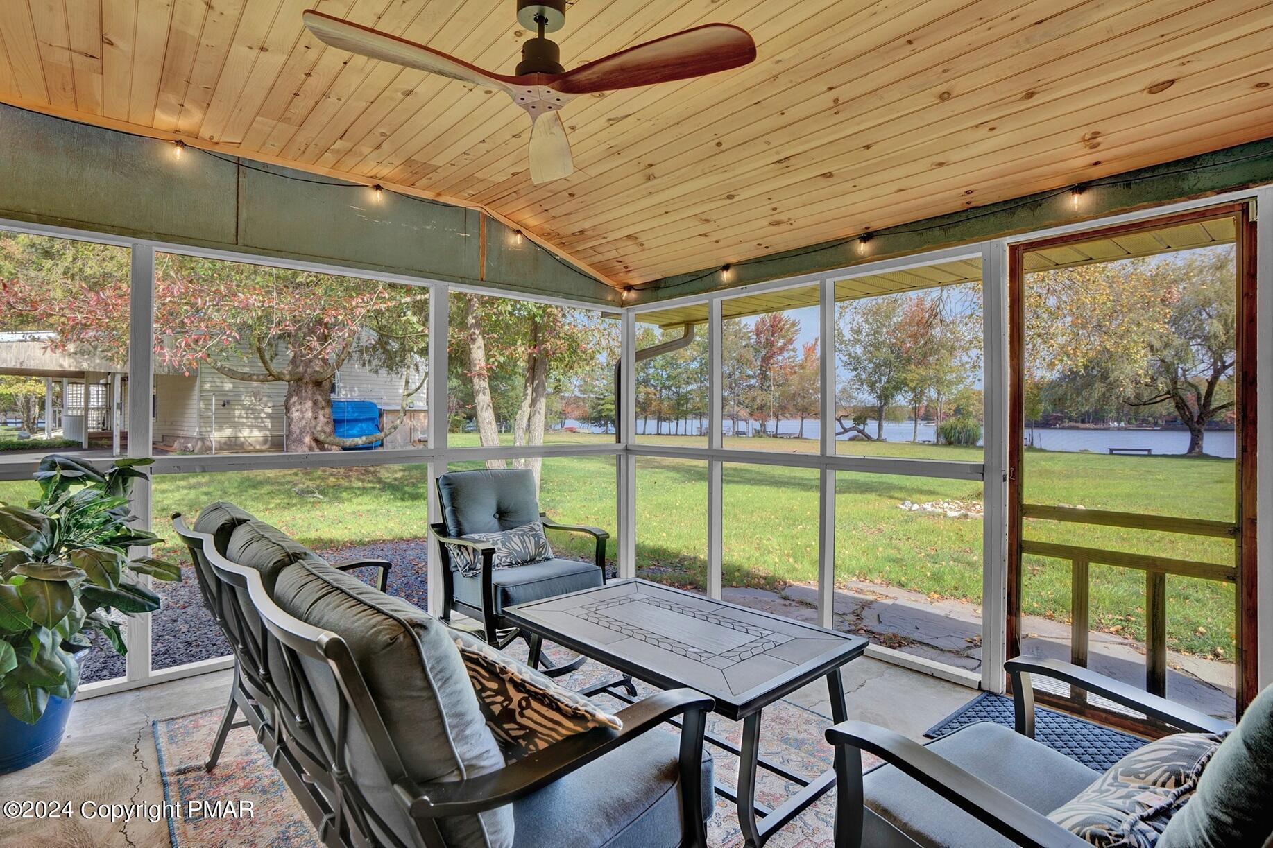 368 Stillwater Drive, Pocono Summit, Pennsylvania image 15