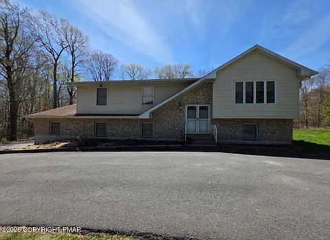 452 Hemlock Drive Tobyhanna PA 18466