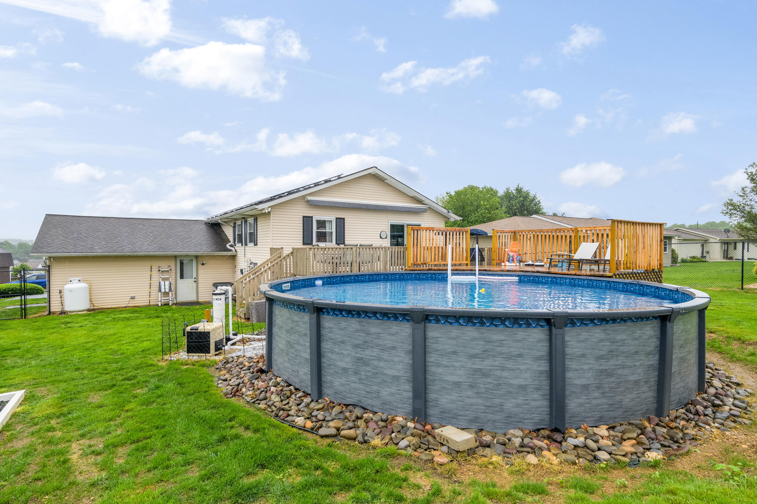 1154 Sunrise Lane, Slatington, Pennsylvania image 40
