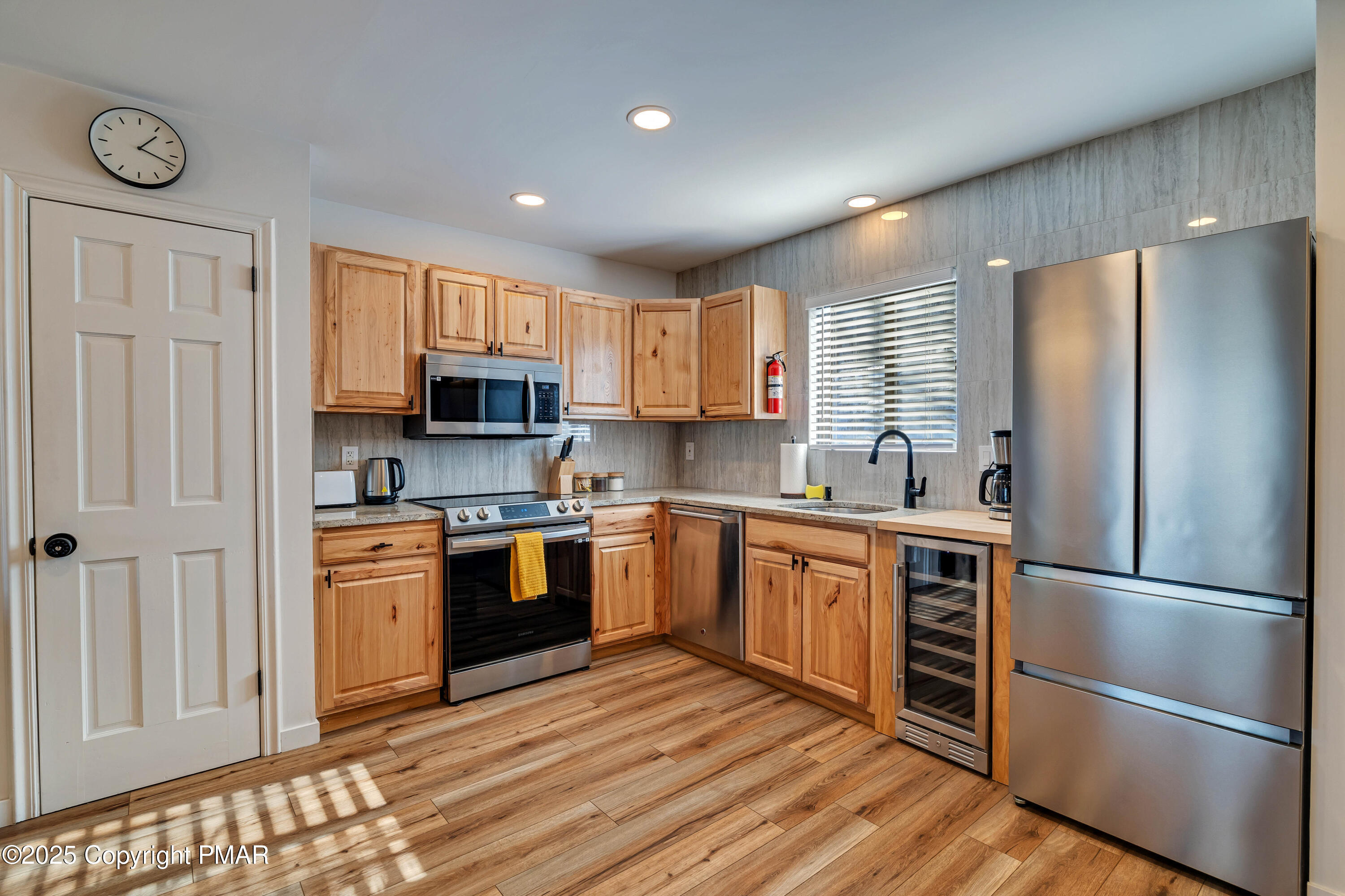 125 Cross Country Lane