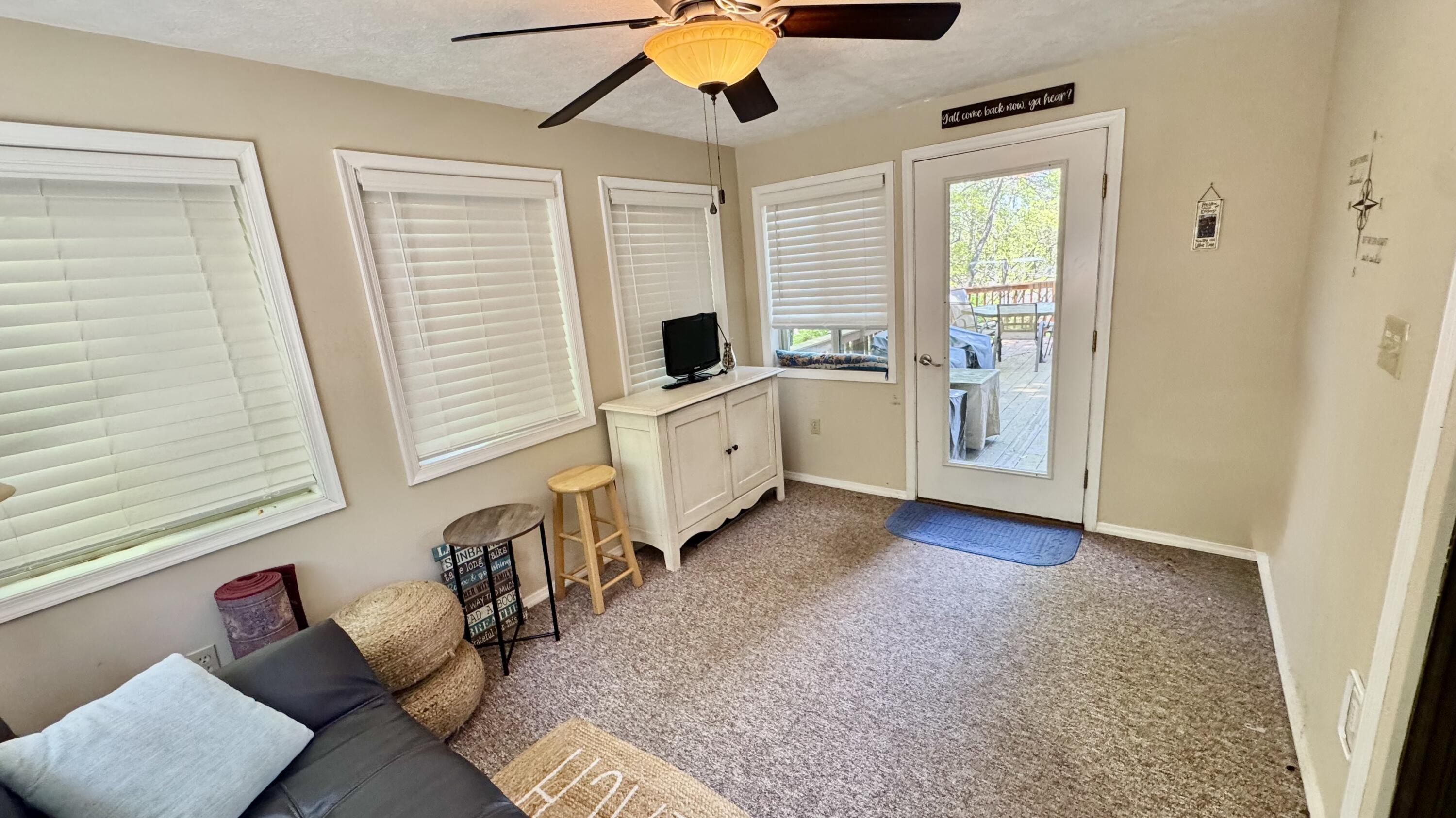 525 Towamensing Trail, Albrightsville, Pennsylvania image 21