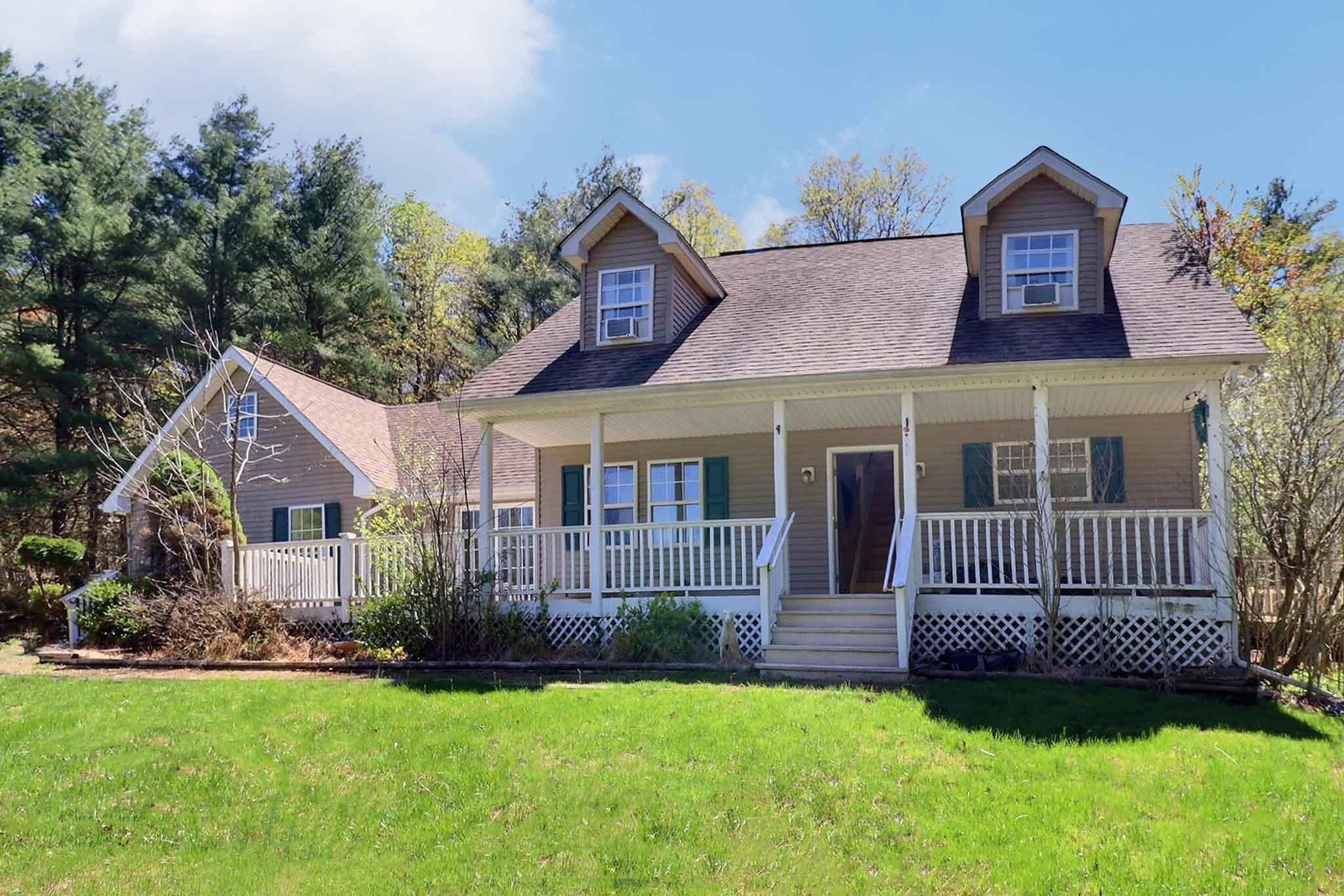 316 White Pine Drive, Stroudsburg, Pennsylvania image 2