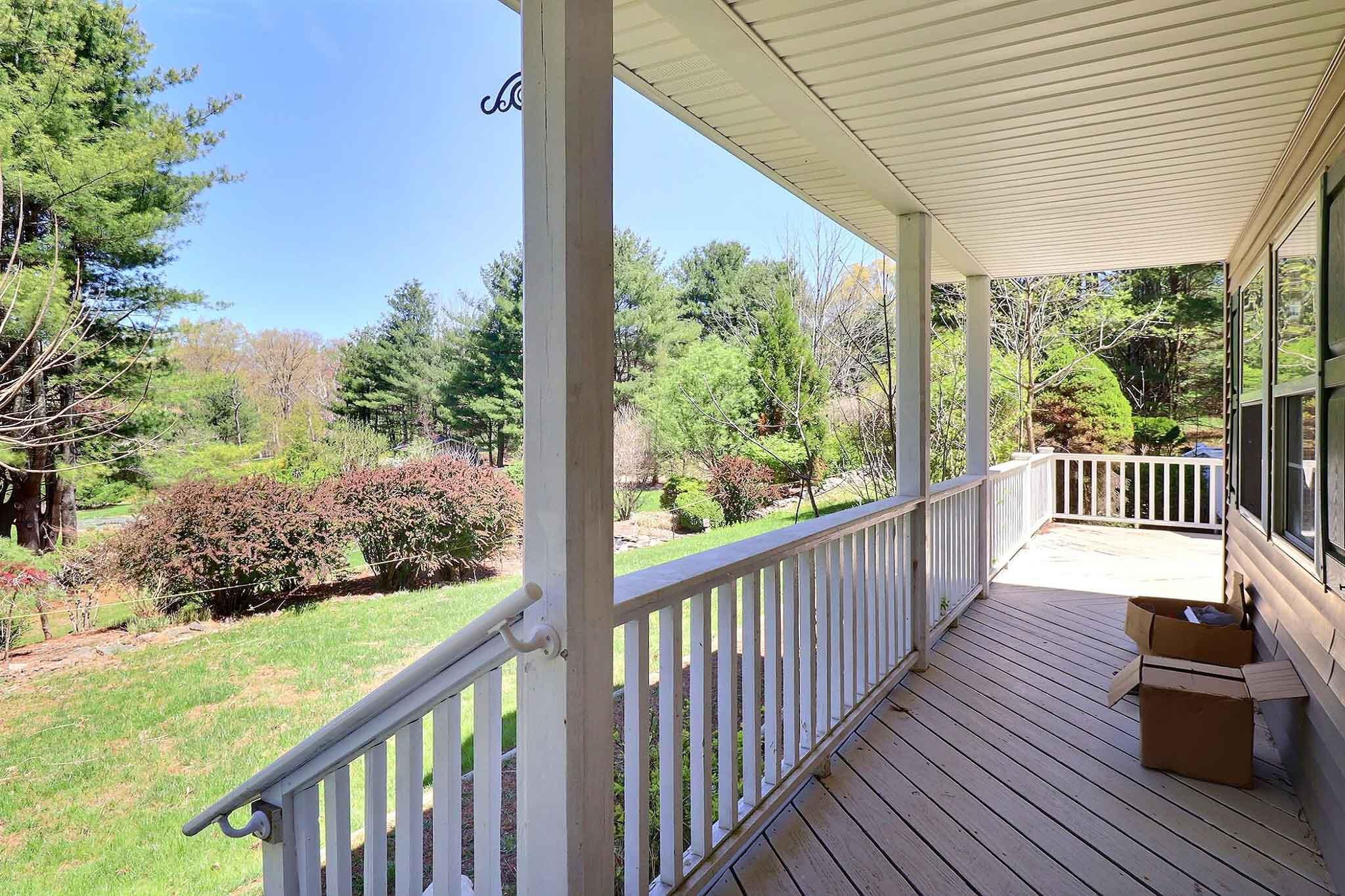 316 White Pine Drive, Stroudsburg, Pennsylvania image 3