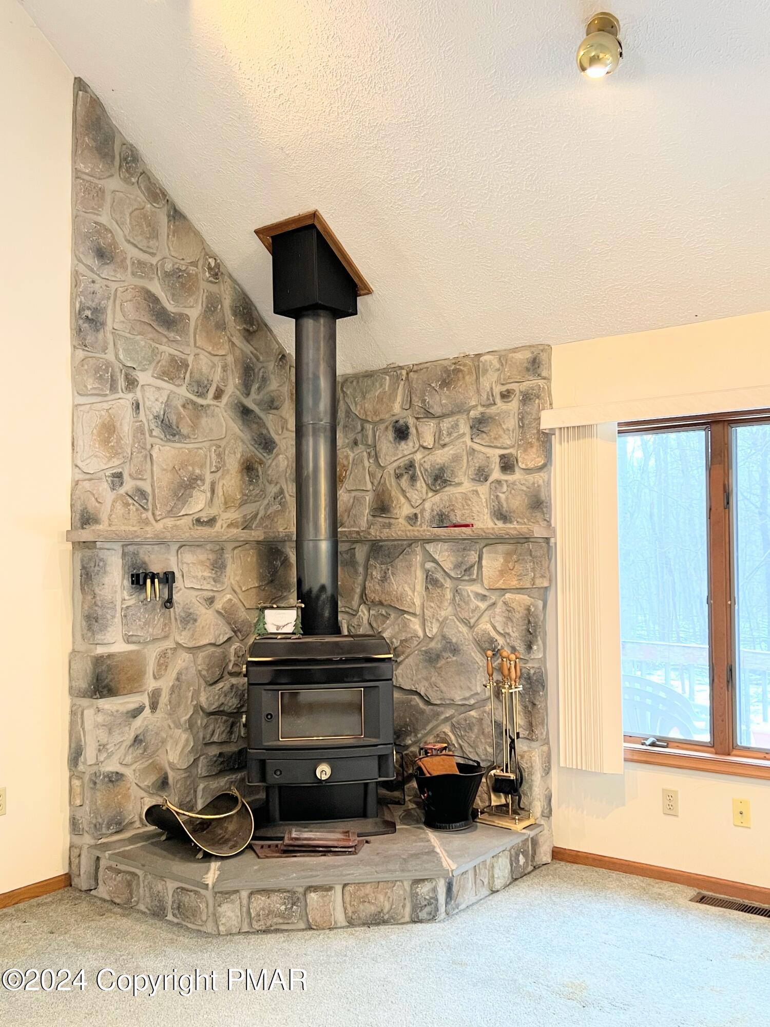 34 S Lehigh River Drive, Clifton Township, Pennsylvania image 12
