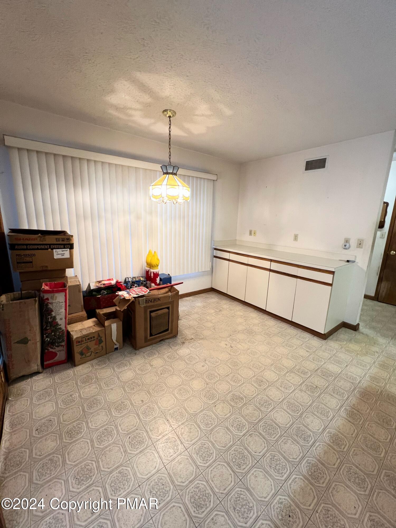 34 S Lehigh River Drive, Clifton Township, Pennsylvania image 22