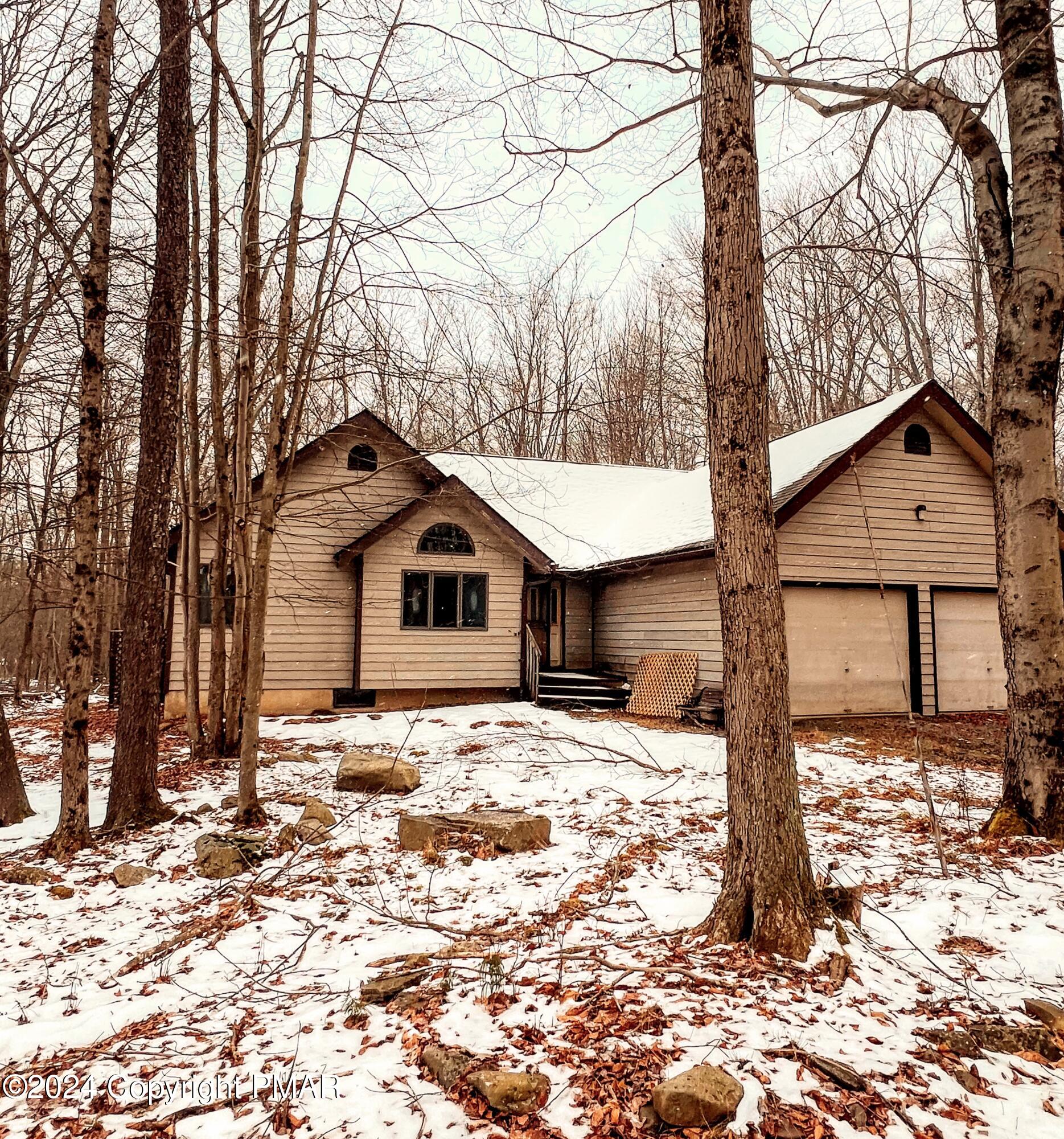 34 S Lehigh River Drive, Clifton Township, Pennsylvania image 1