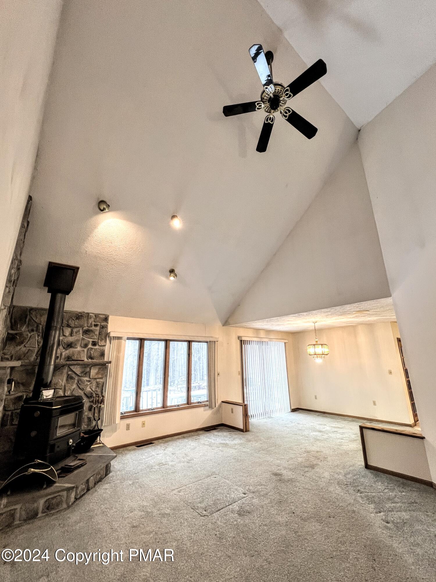 34 S Lehigh River Drive, Clifton Township, Pennsylvania image 11