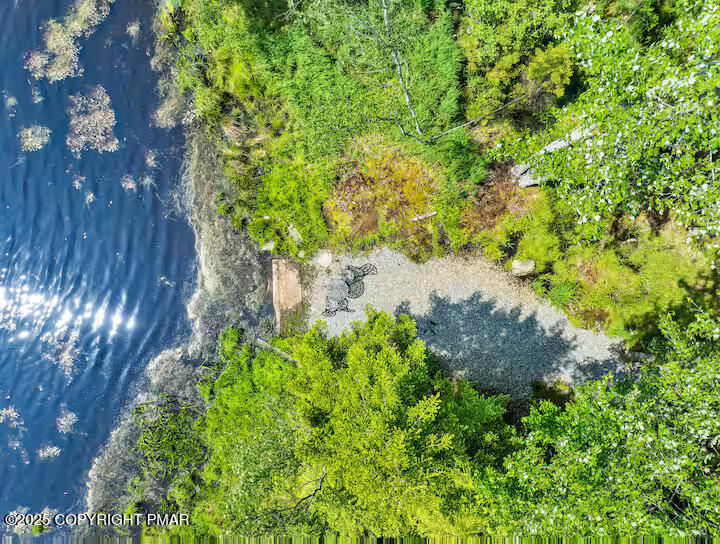 238 King Arthur Road 18610