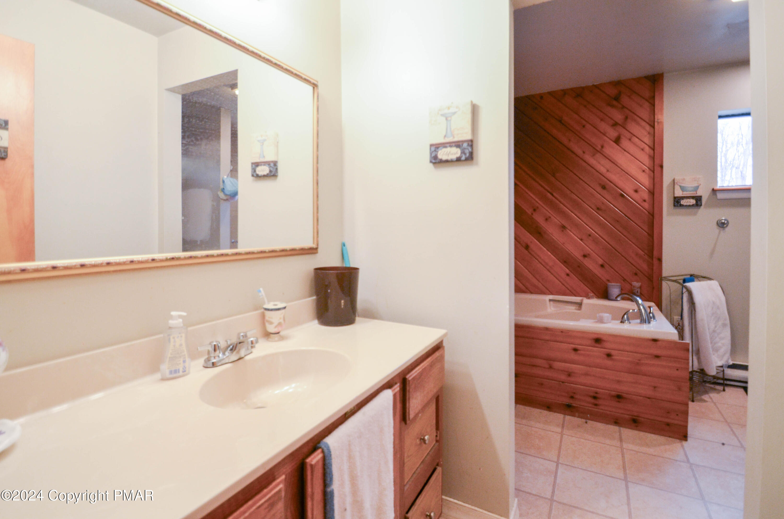 2256 Walnut Trail, Bushkill, Pennsylvania image 24