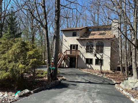 Homes For Sale - 329 Hyland Drive<br/> East Stroudsburg, PA 18301