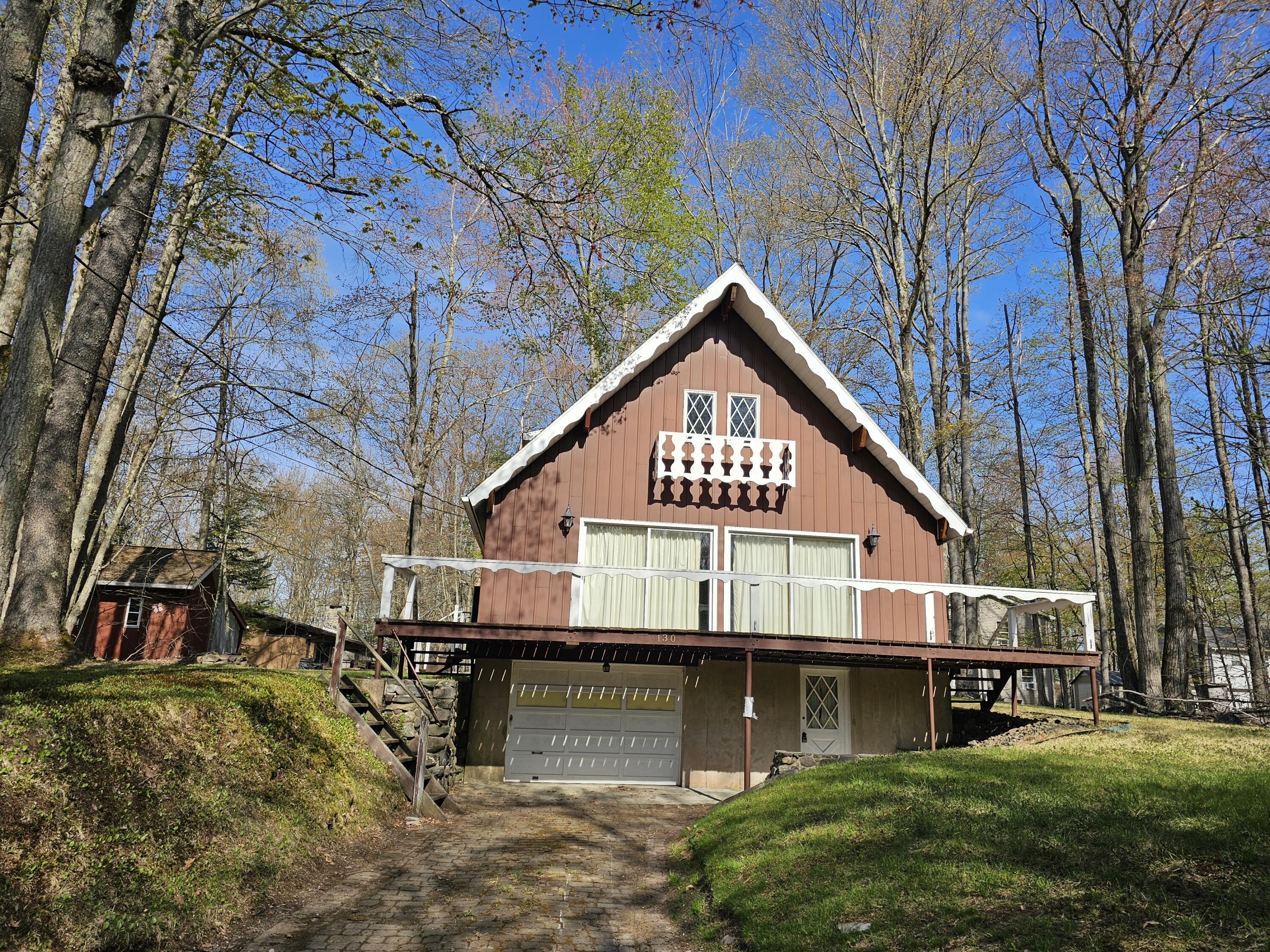 130 Michigana Drive, Pocono Lake, Pennsylvania image 2