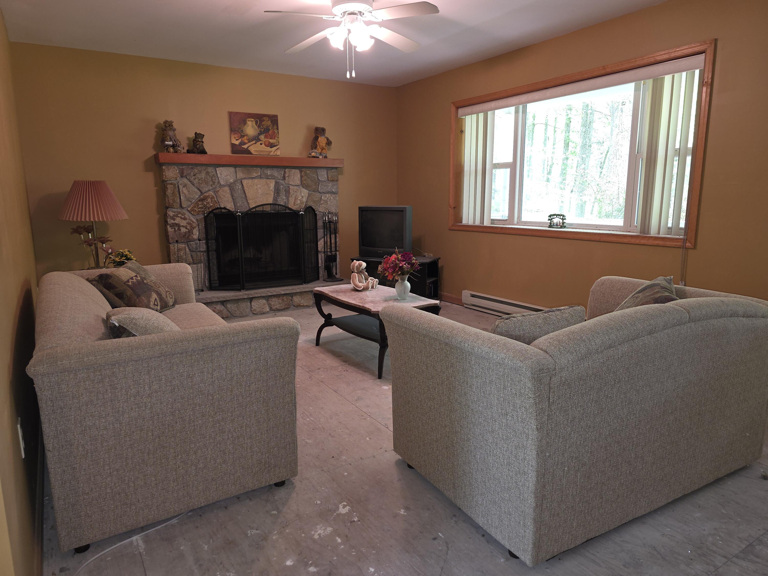 131 Pine Drive, Pocono Lake, Pennsylvania image 10