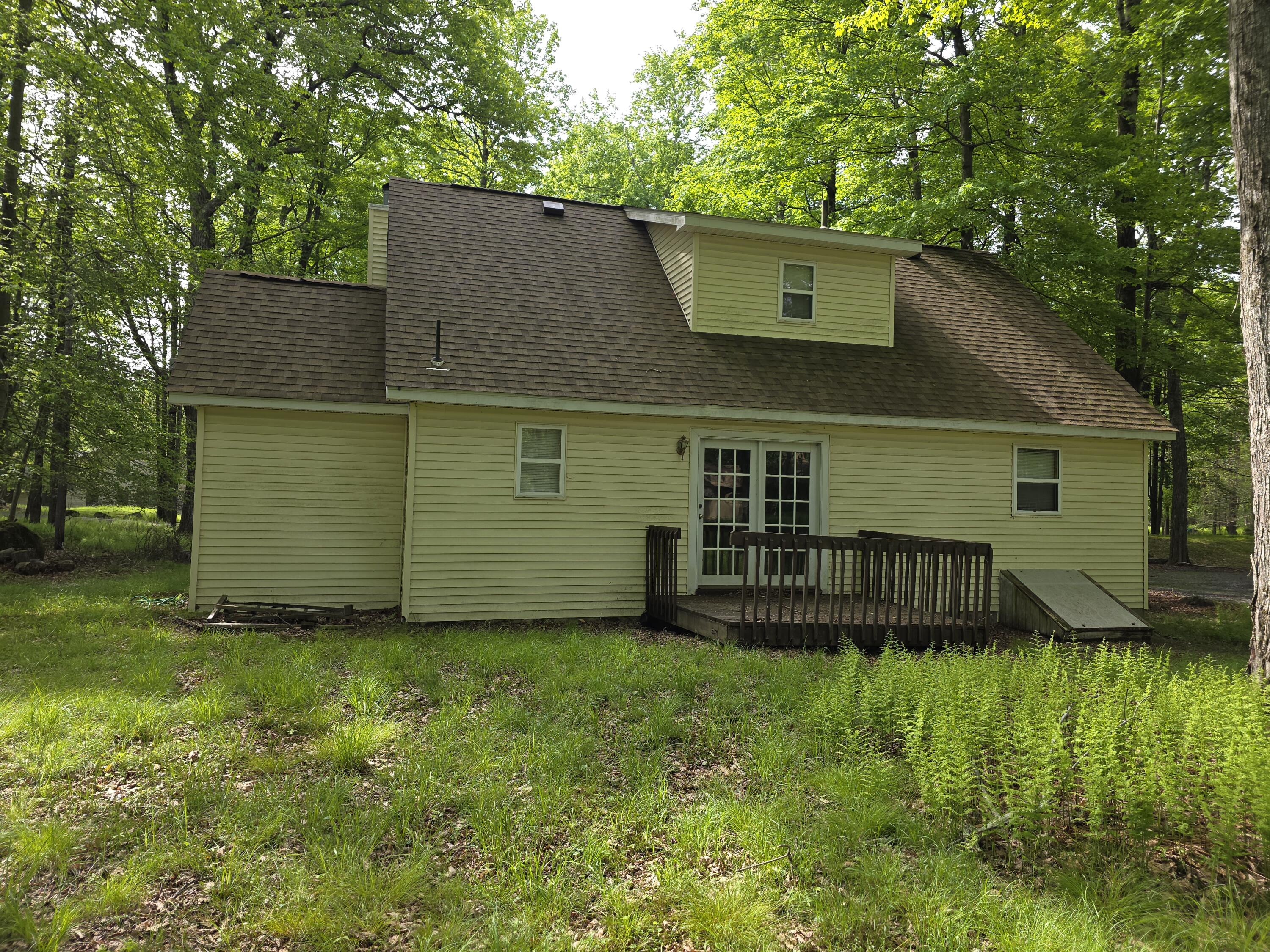 131 Pine Drive, Pocono Lake, Pennsylvania image 5