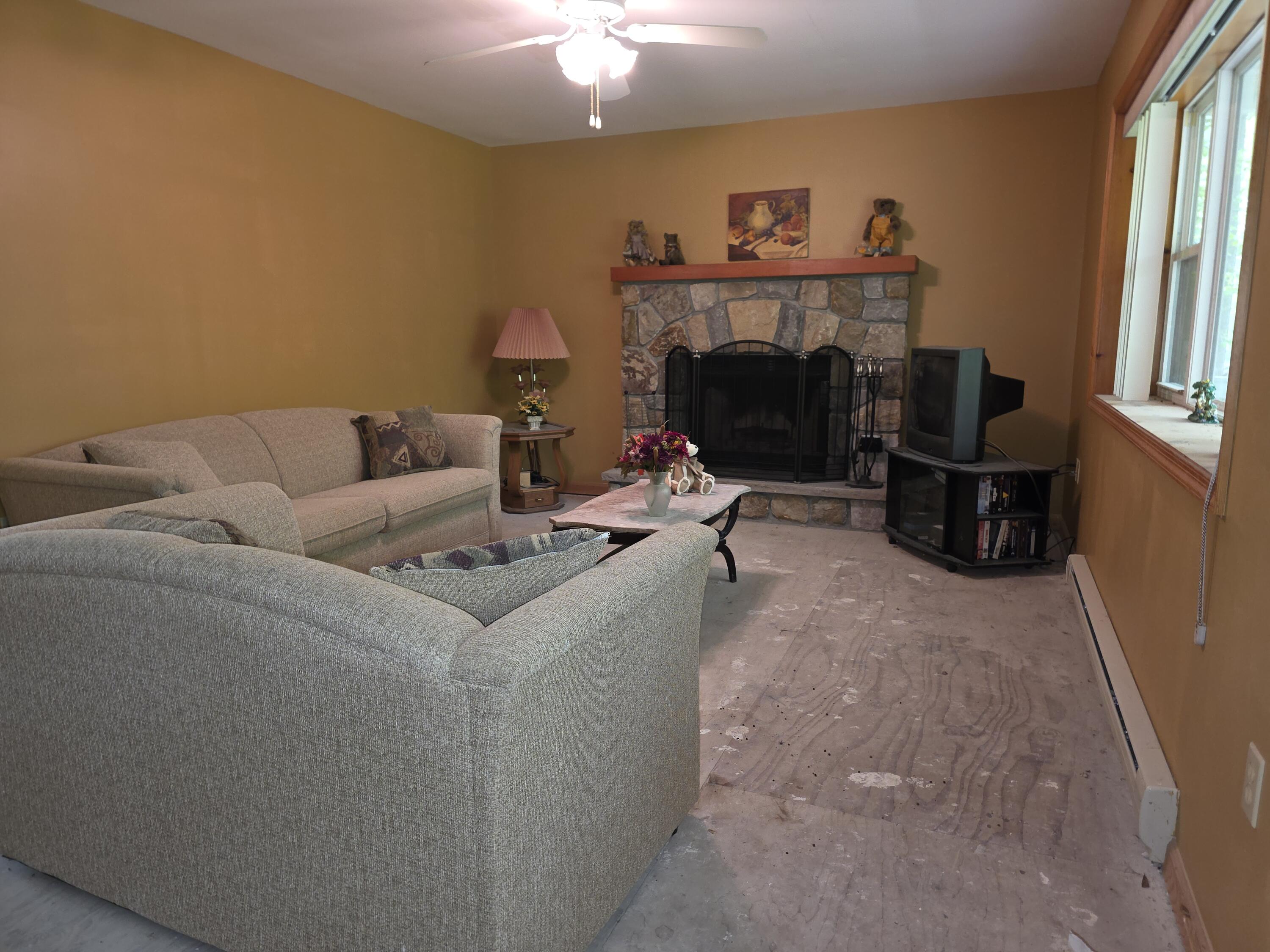 131 Pine Drive, Pocono Lake, Pennsylvania image 9