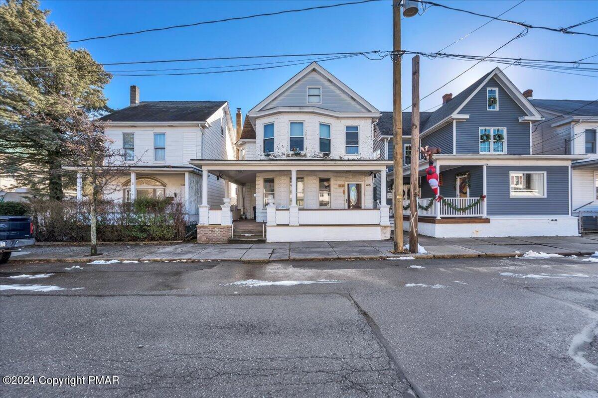 143 E Hazard Street, Summit Hill, Pennsylvania image 2