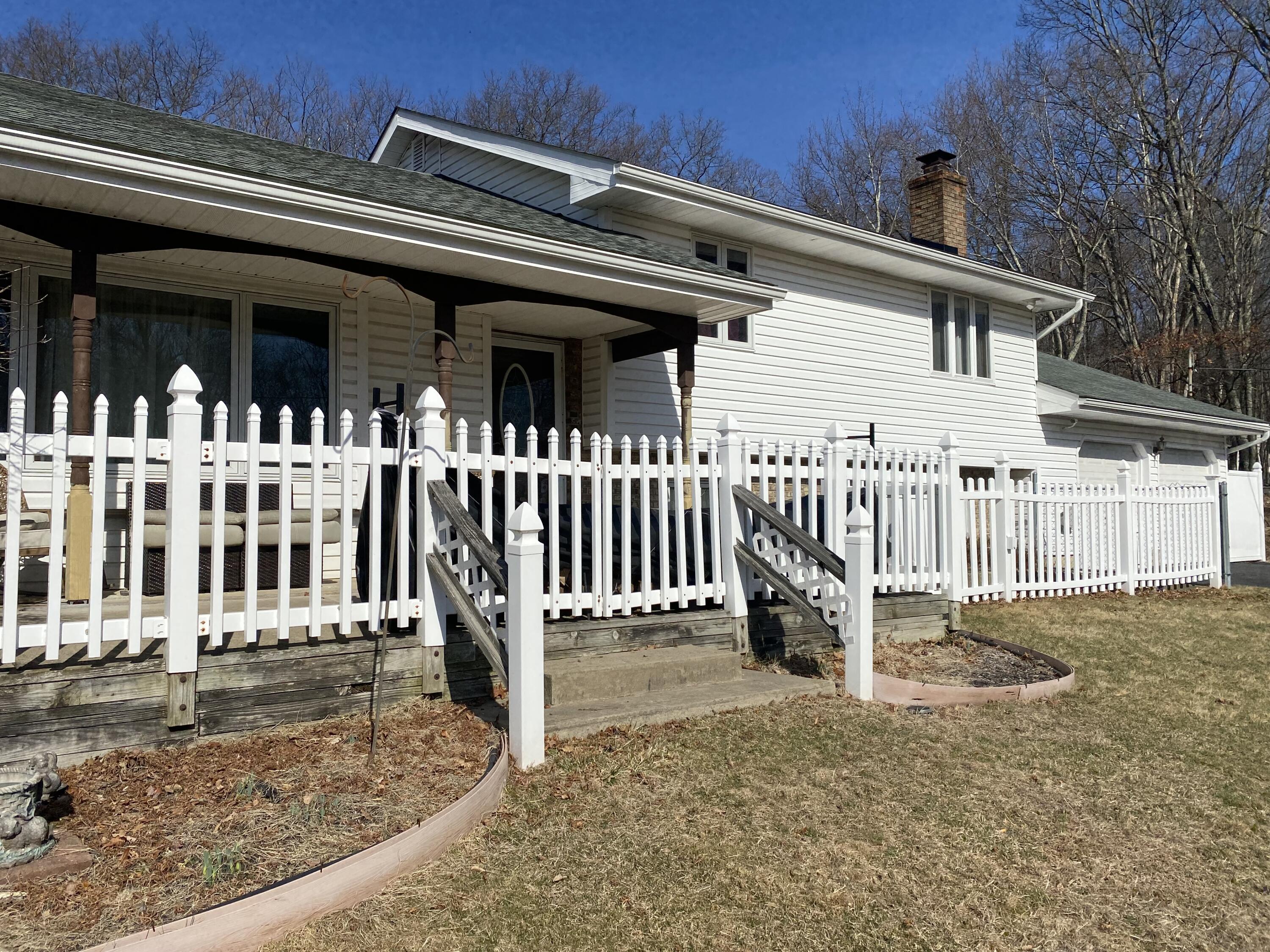 108 Mayflower Court, Bushkill, Pennsylvania image 2