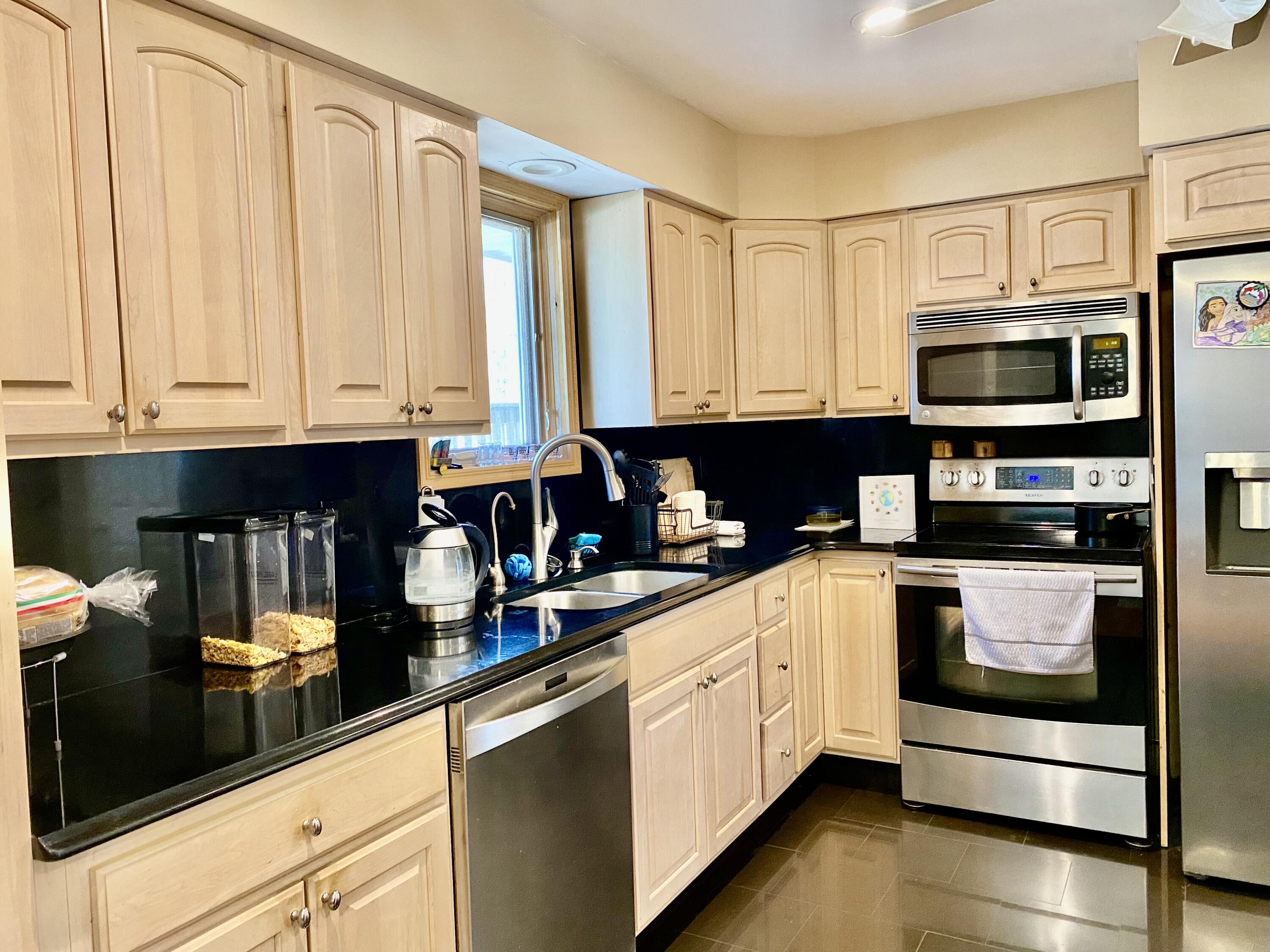 108 Mayflower Court, Bushkill, Pennsylvania image 13