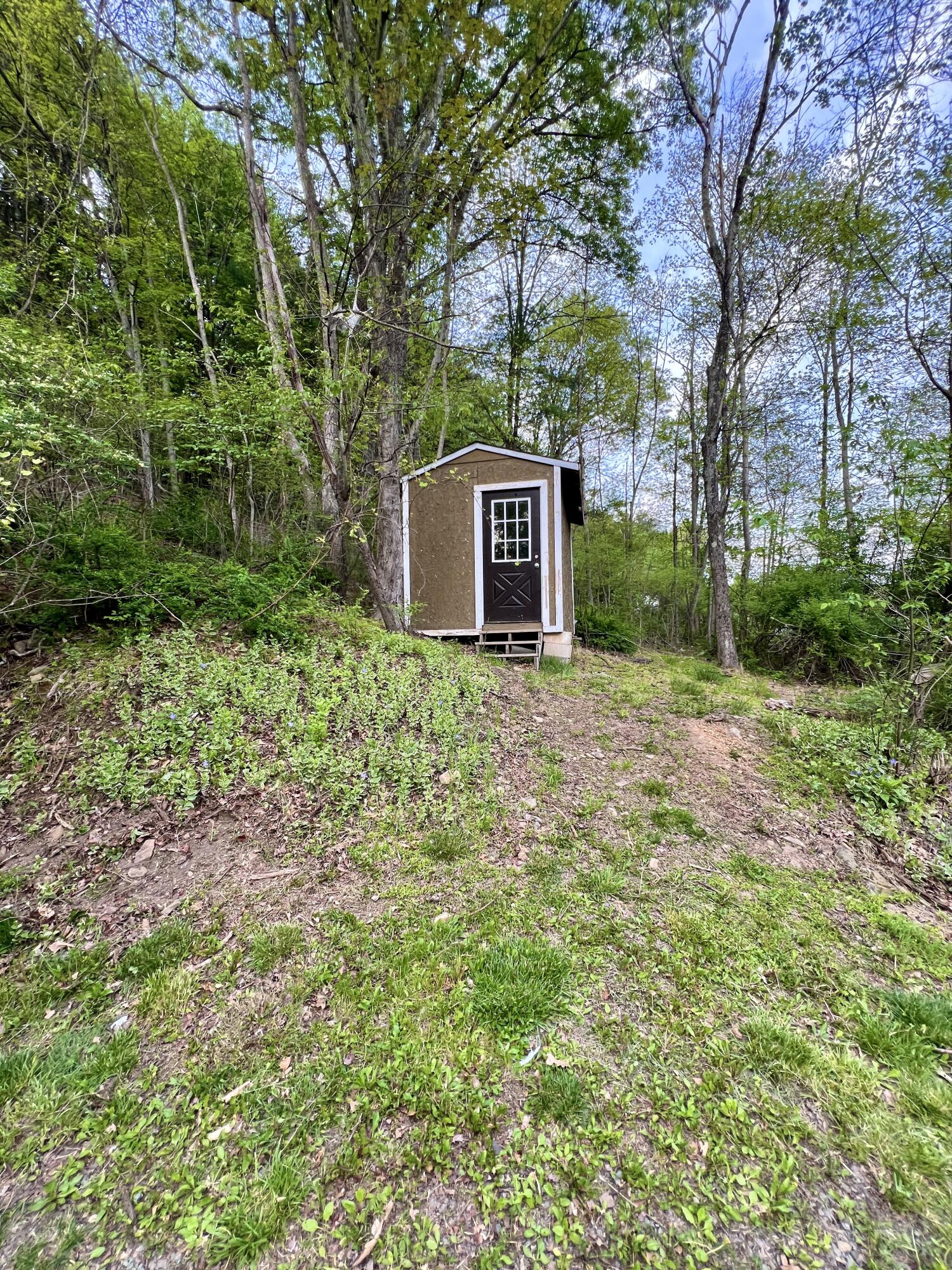 787 Meixsell Valley Road, Saylorsburg, Pennsylvania image 15