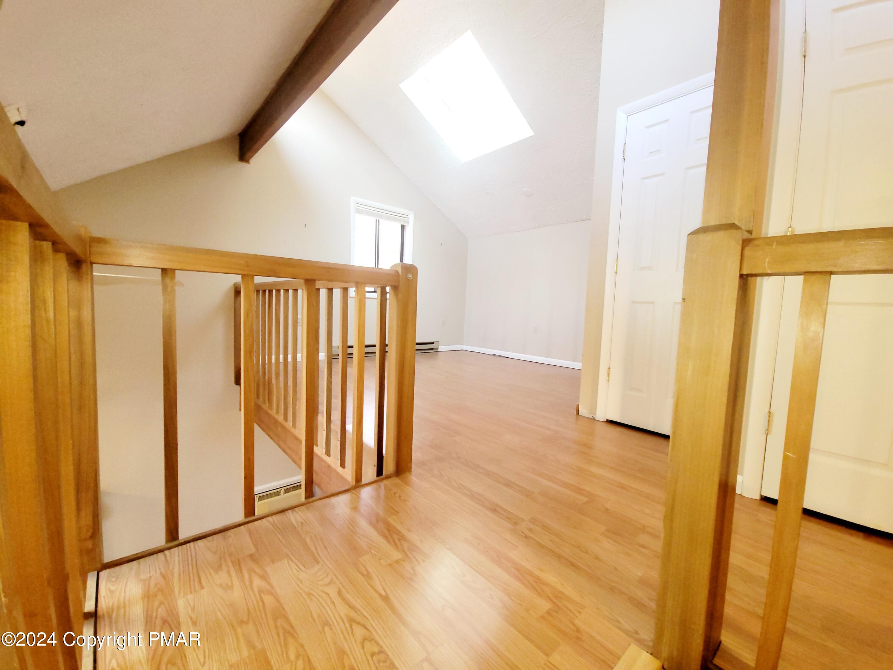 227 Ravenhill Road, Tamiment, Pennsylvania image 32